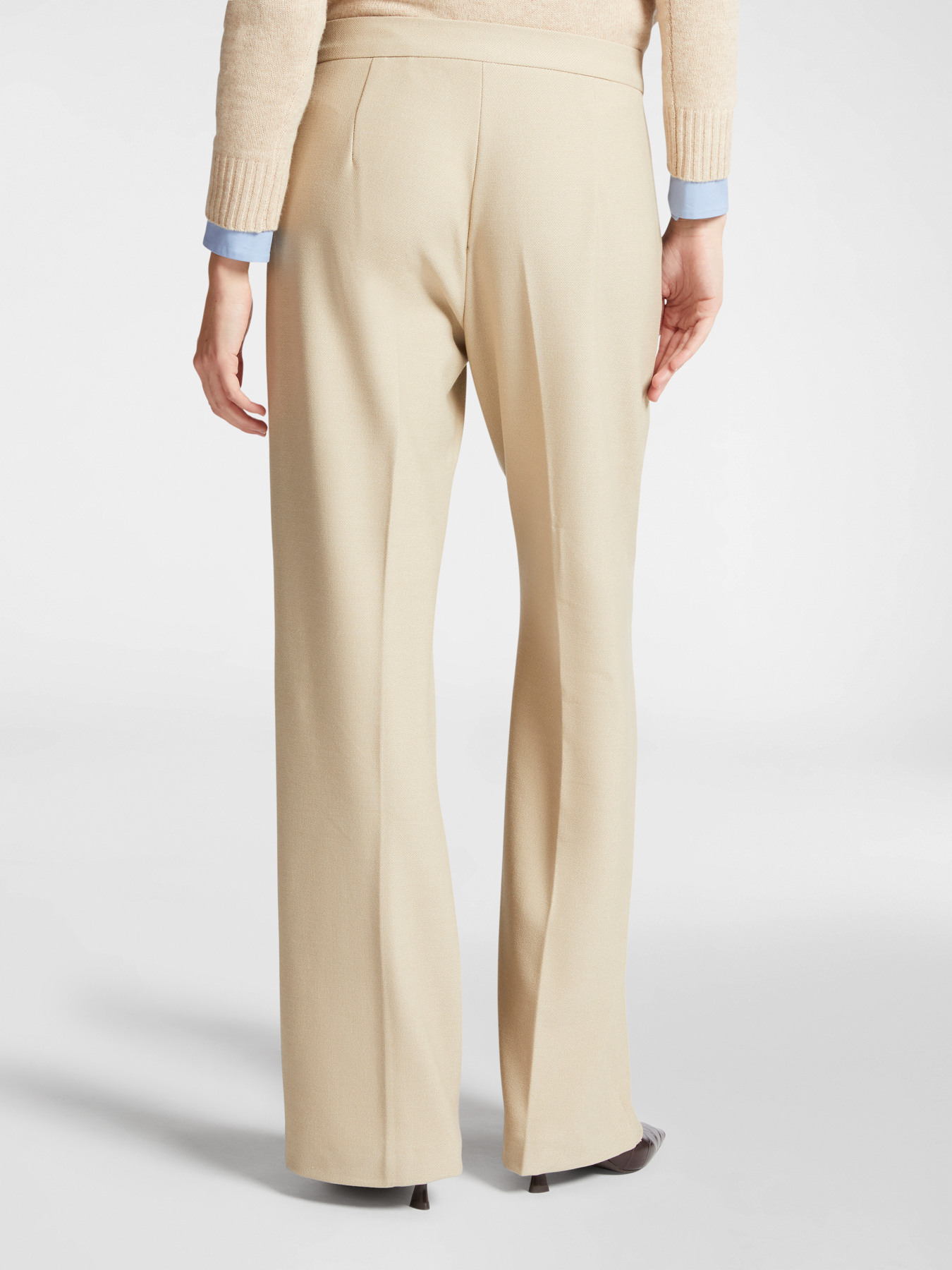 Hose mit maskulinem Schnitt aus Stretchgewebe image number 2