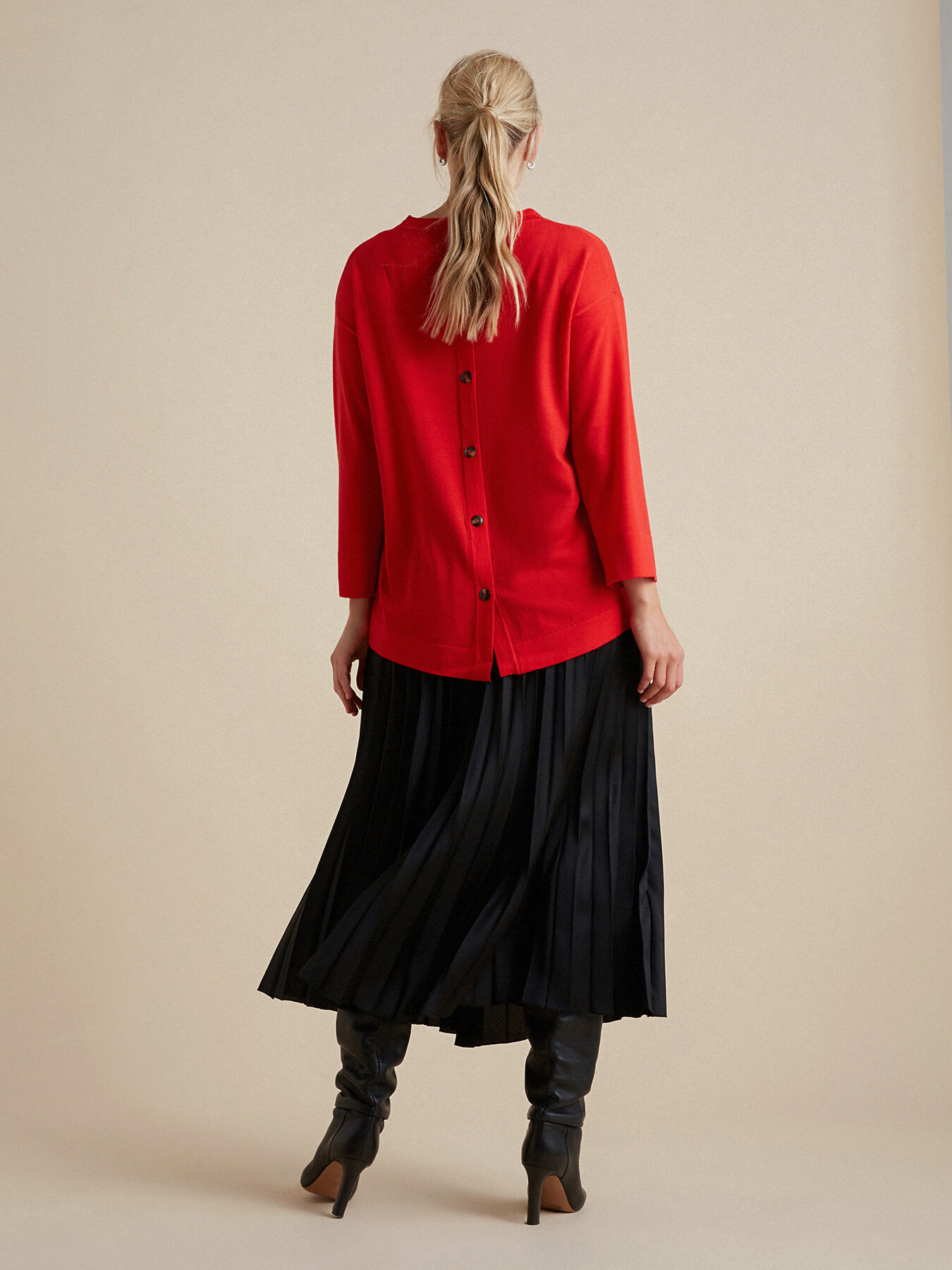 Sweater with back buttons image number 1