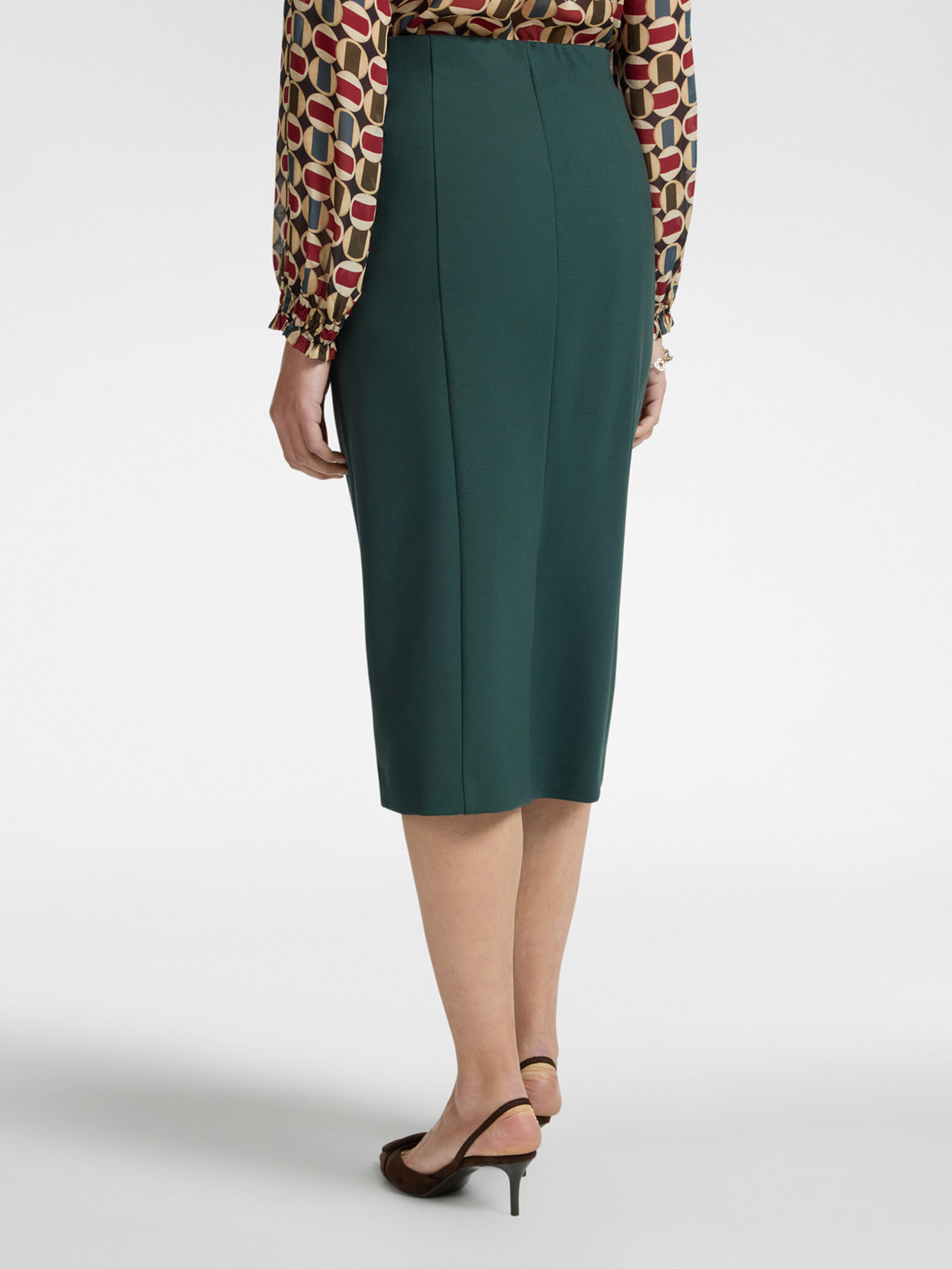 Pencil skirt in Milan stitch image number 1