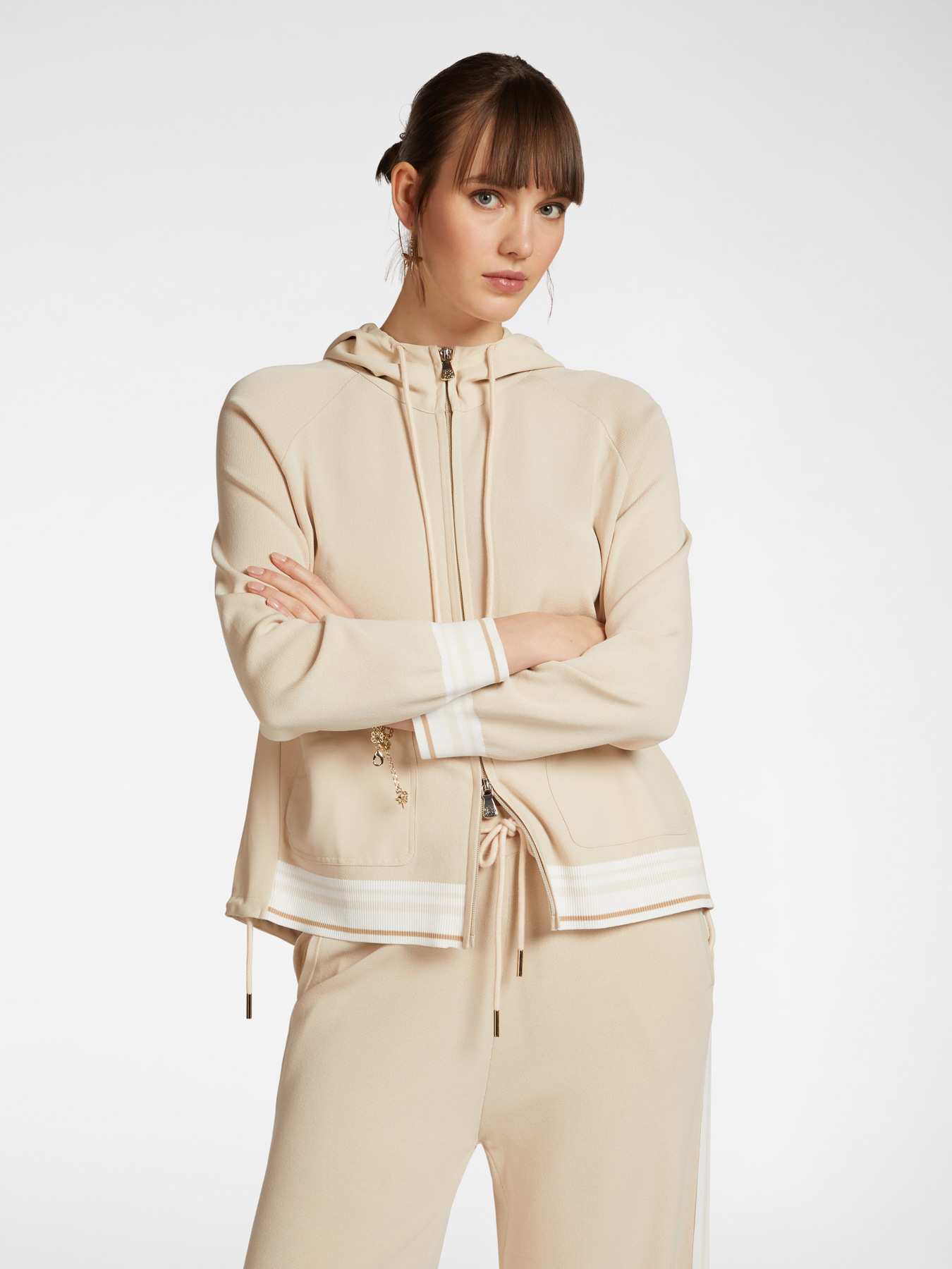 Cardigan mit Kapuze und gestreifter Bord&uuml;re image number 0