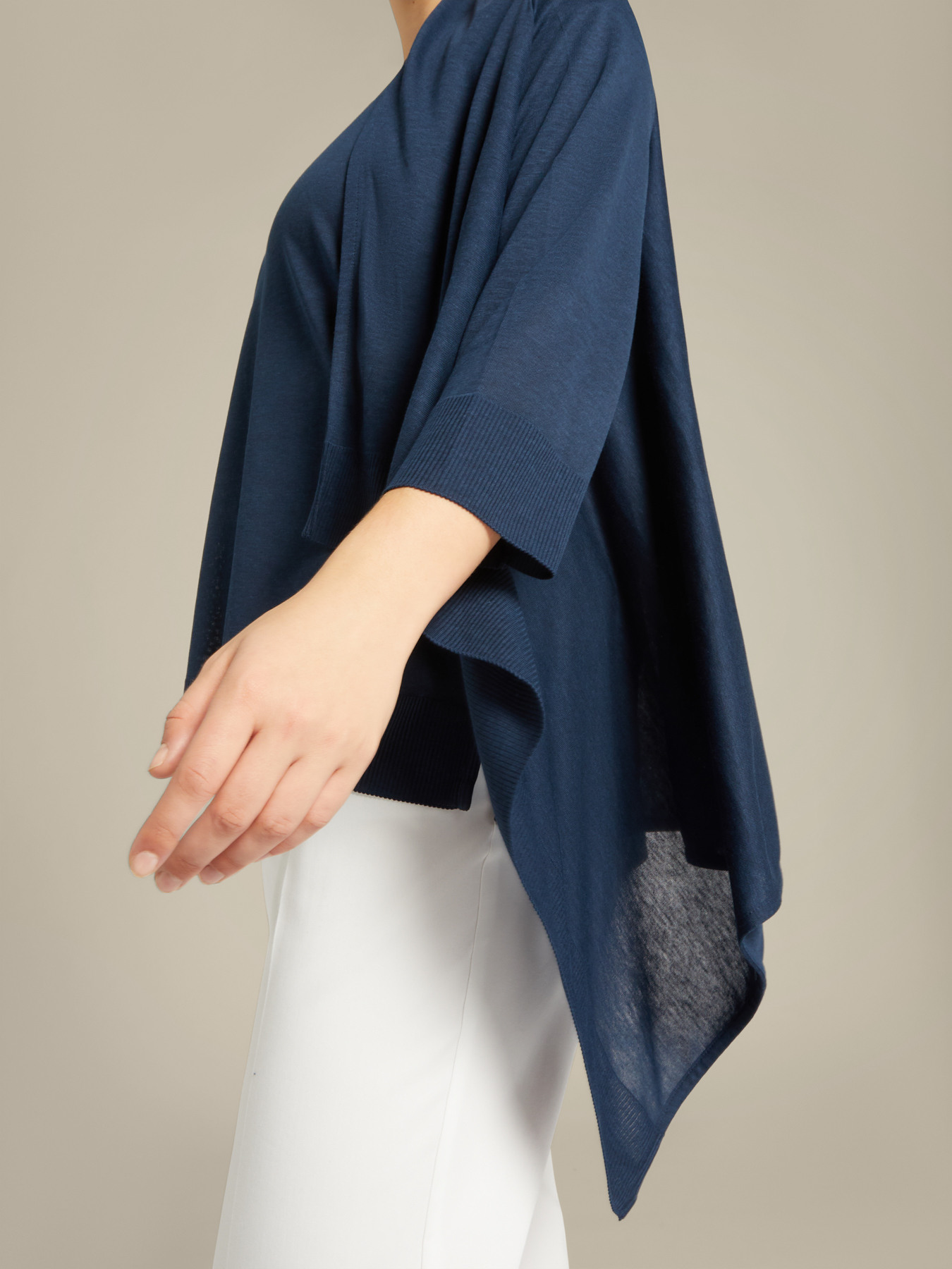 Cárdigan largo ligero image number 3