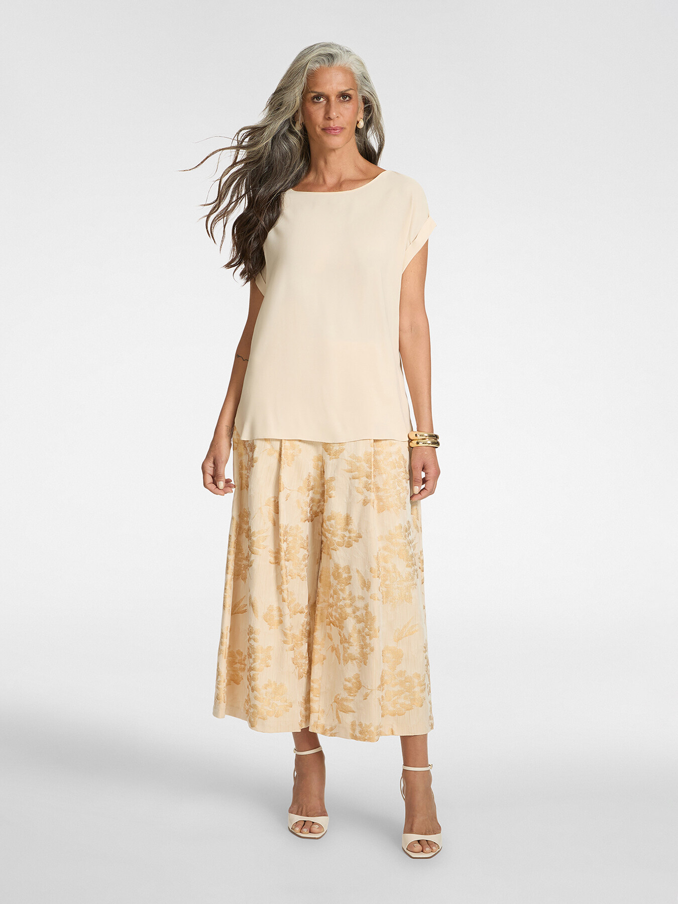 Blusa de crep&eacute; de China image number 2