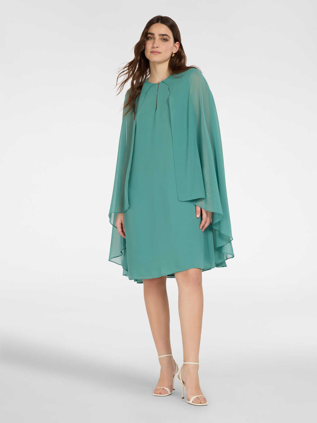 Vestido em camadas de georgette image number 2