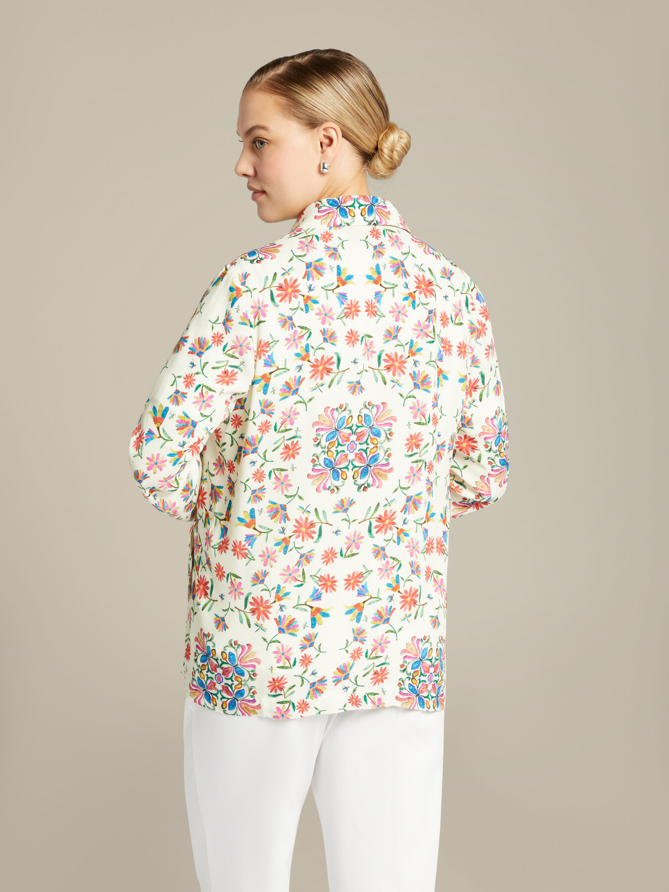 ECOVERO&trade; viscose jacket image number 1