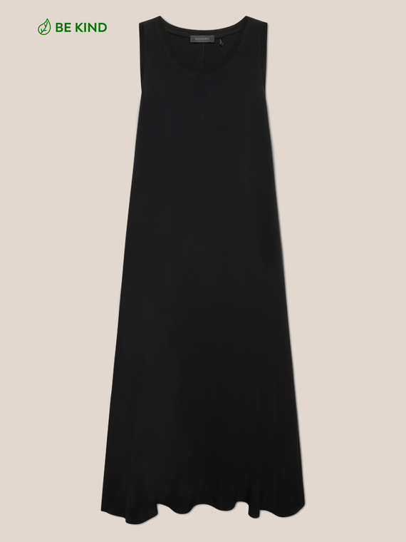 Long dress with ribbed trims