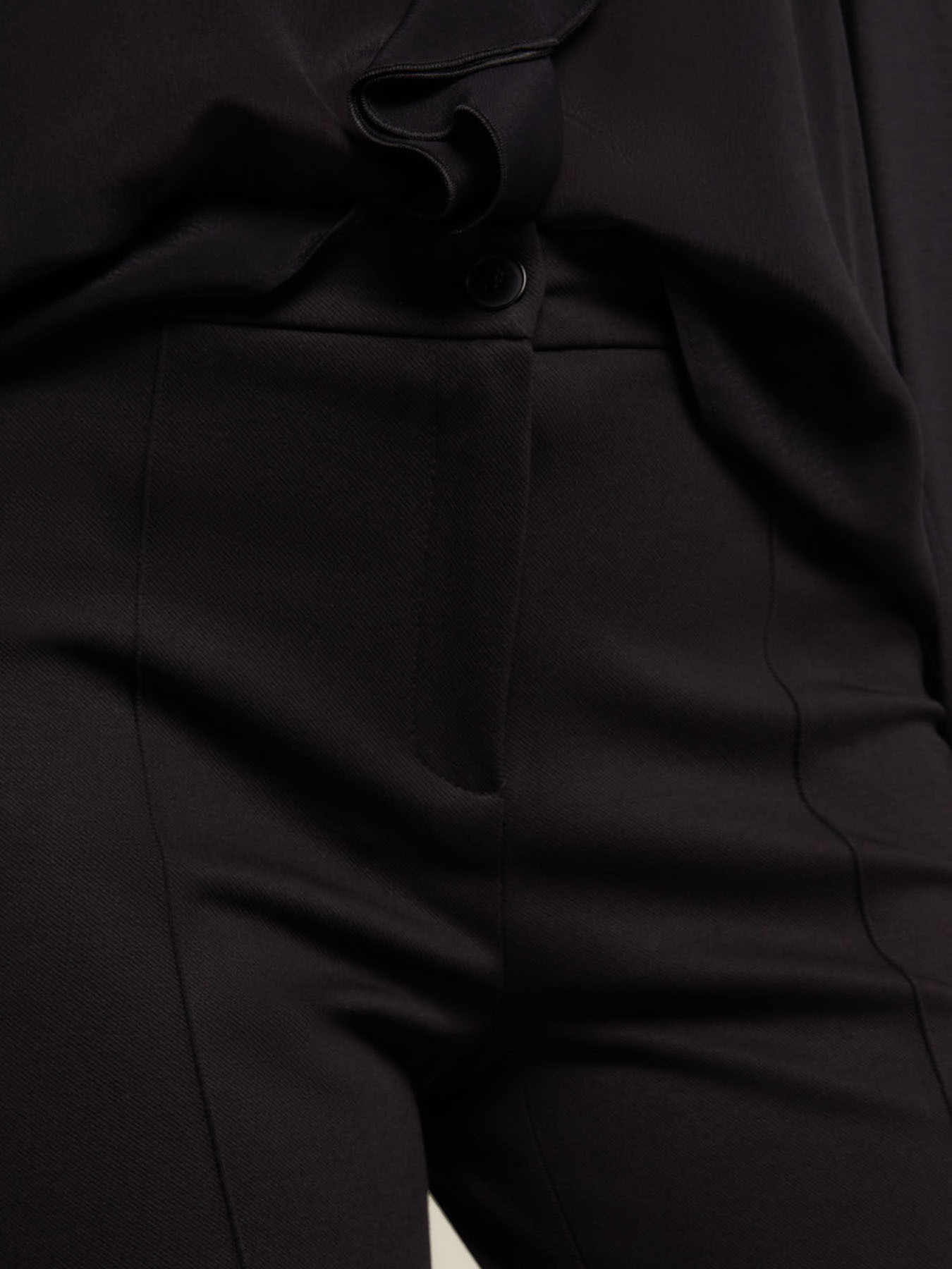 Pantalones slim el&aacute;sticos image number 3