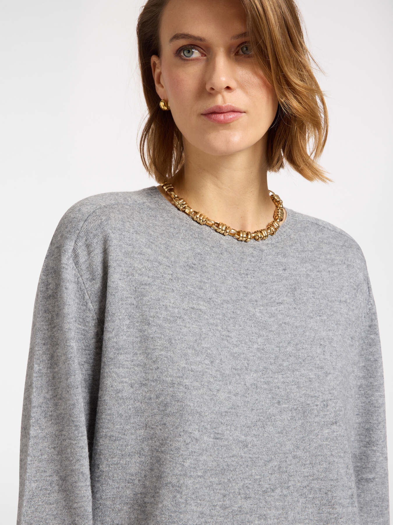 Pullover mit Fransen und abnehmbarem Kragen image number 4