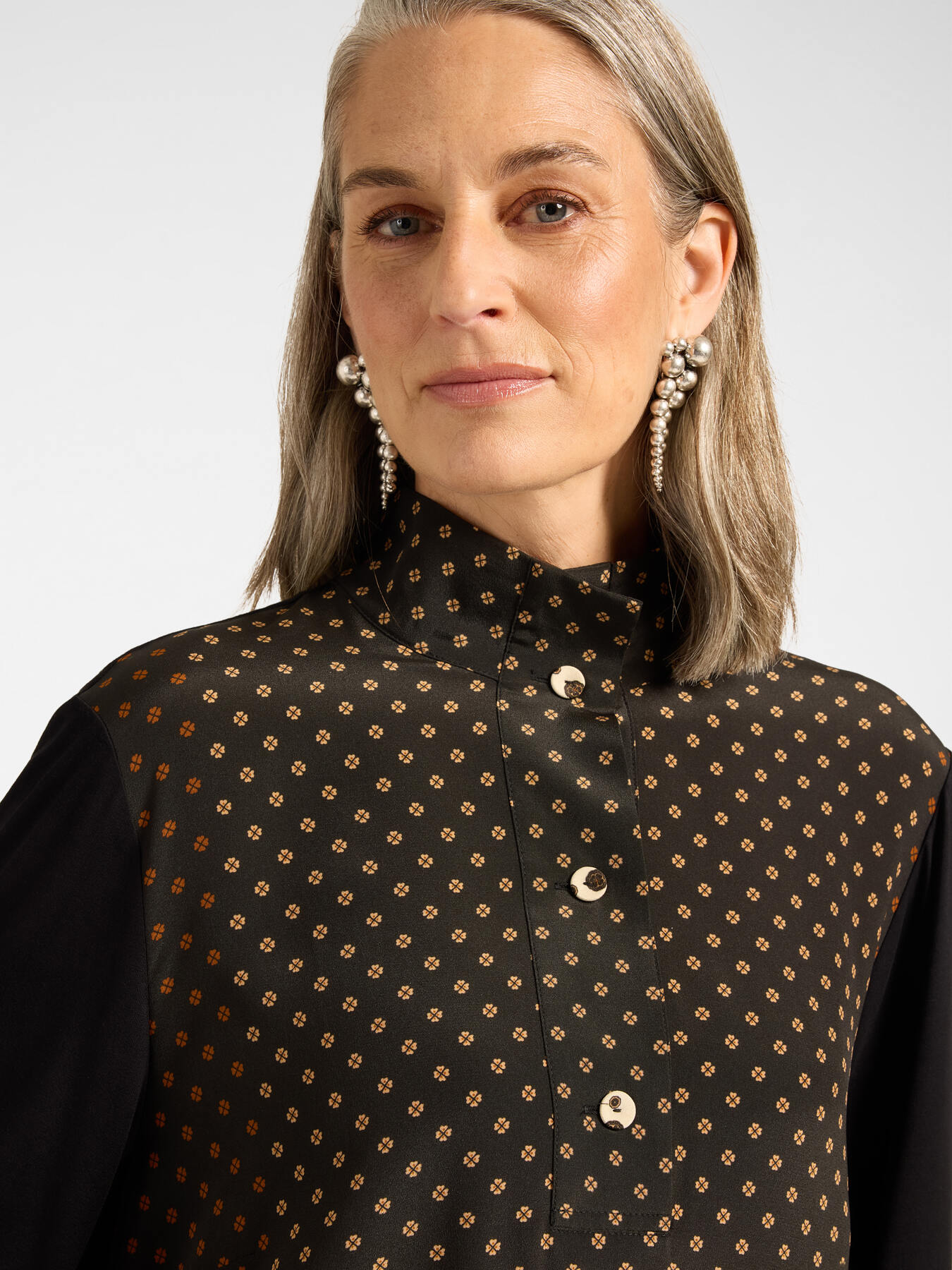 Printed viscose and silk T-shirt image number 3