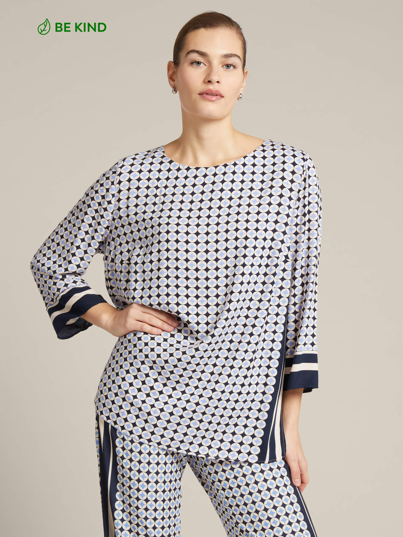 Bluse mit Streifen-Print aus ECOVERO™ Viskose image number 0
