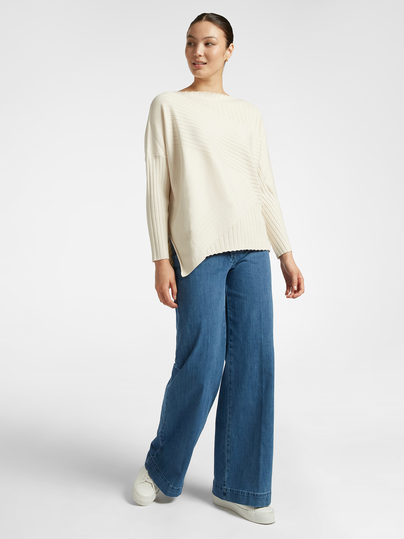 Jersey asim&eacute;trico de viscosa LENZING&trade; ECOVERO&trade; image number 2