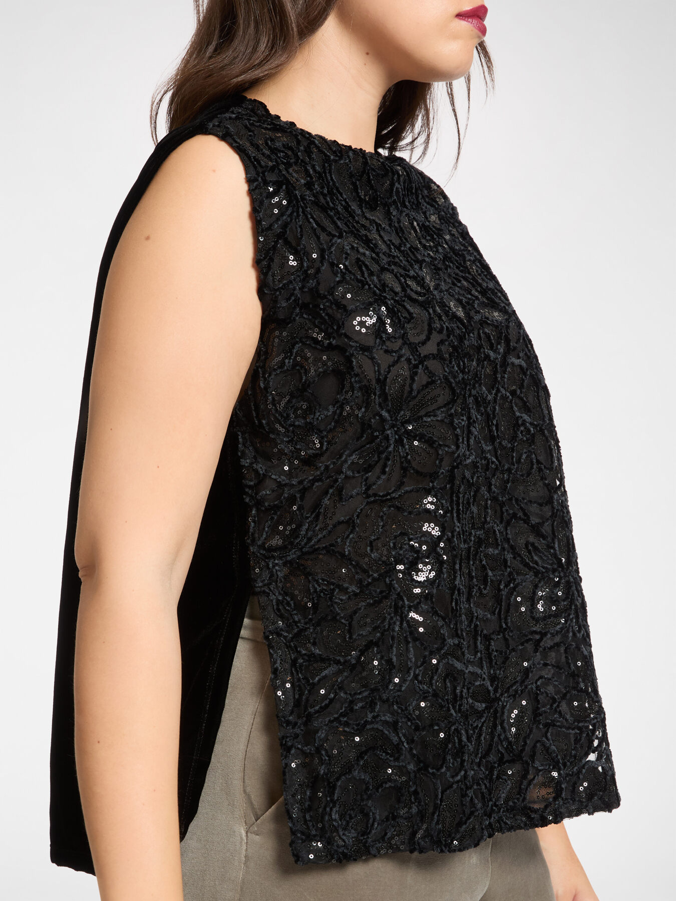 Top with embroidered front image number 3