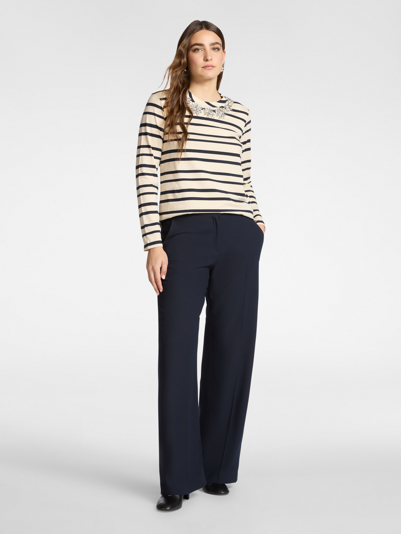 Striped t-shirt with floral embroidery image number 3