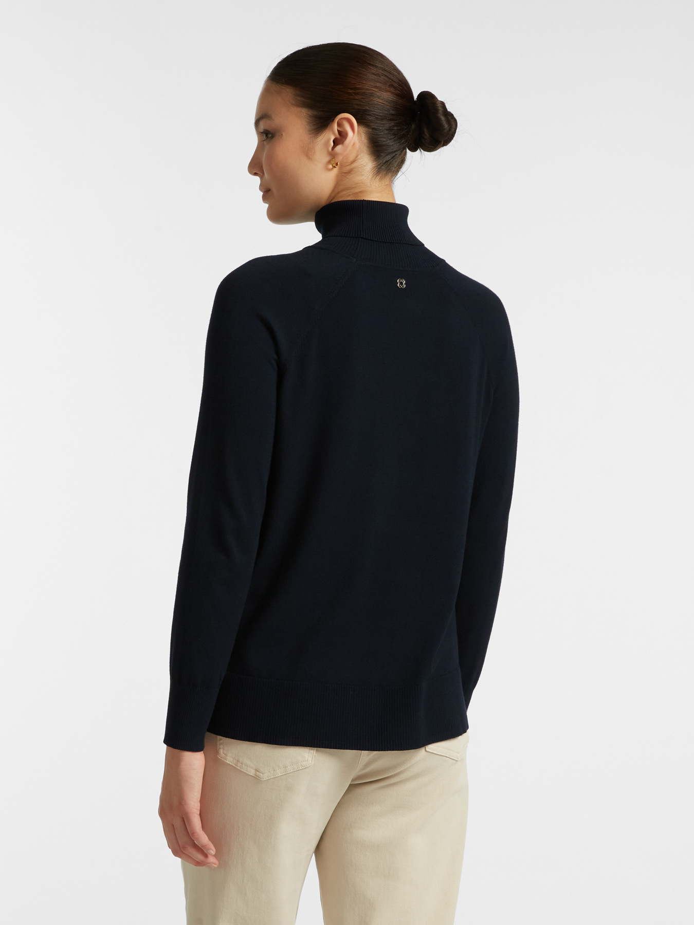 Pull à col roulé en viscose LENZING™ ECOVERO™ image number 1