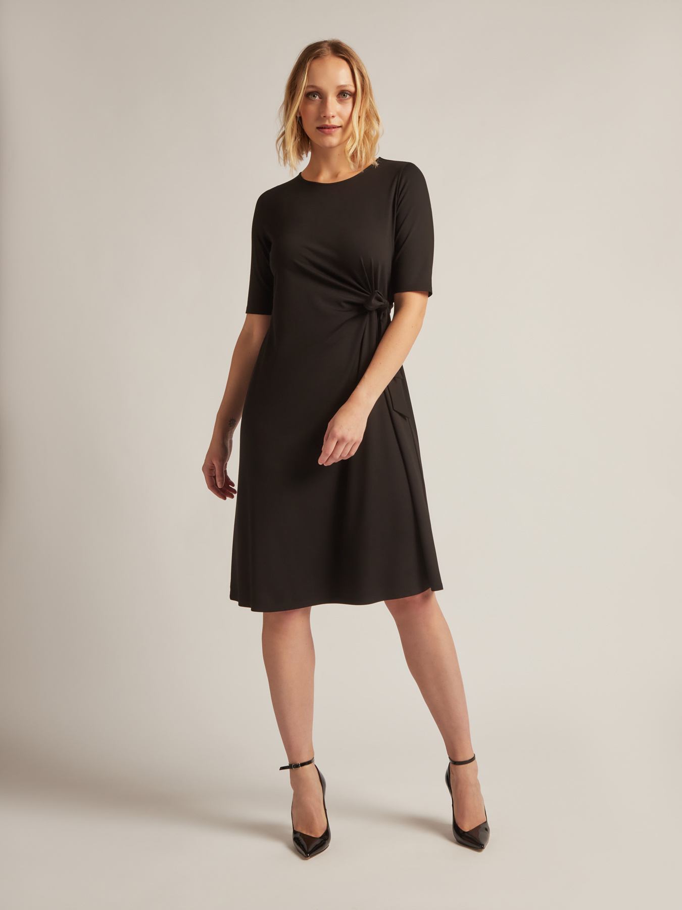 Dress with knot image number 0
