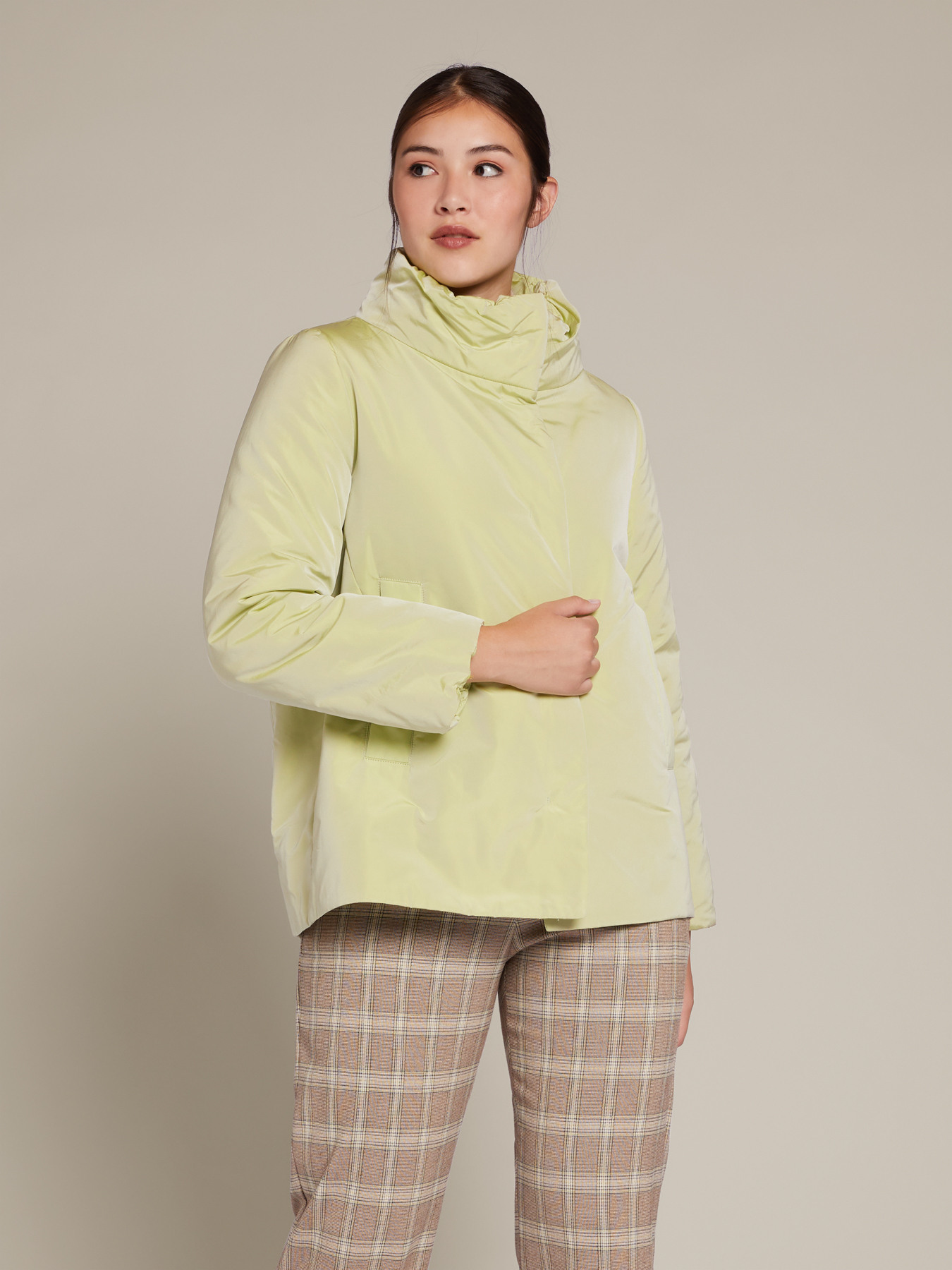 Luxury down jacket in iridescent nylon image number 2