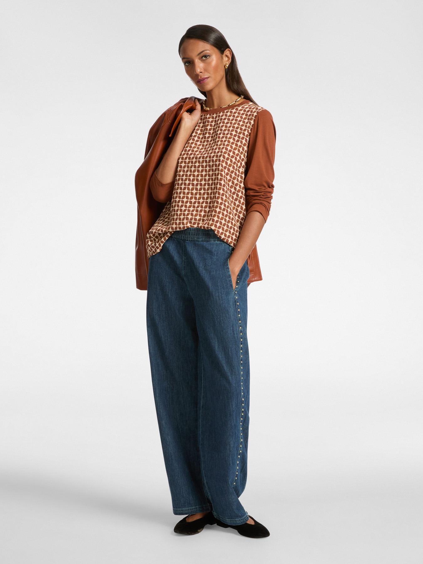 T-Shirt mit bedruckter Seidenfront image number 3