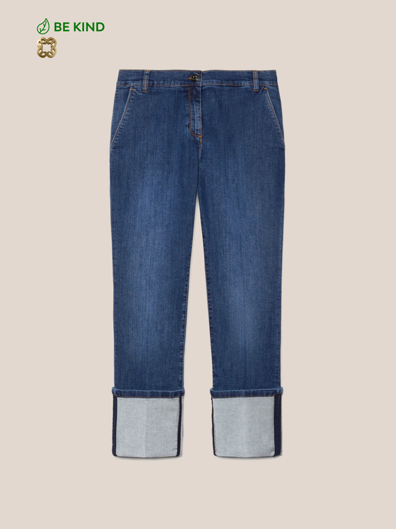 Jeans con risvolto in cotone sostenibile