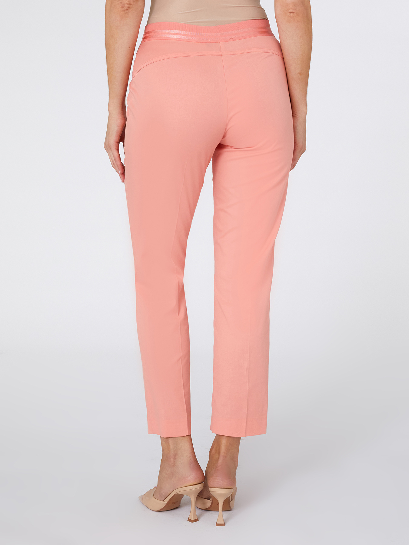 Pantalones rectos de algod&oacute;n el&aacute;stico image number 2