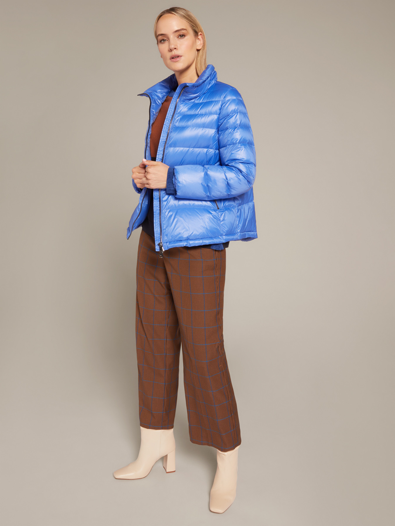 Short down jacket image number 3