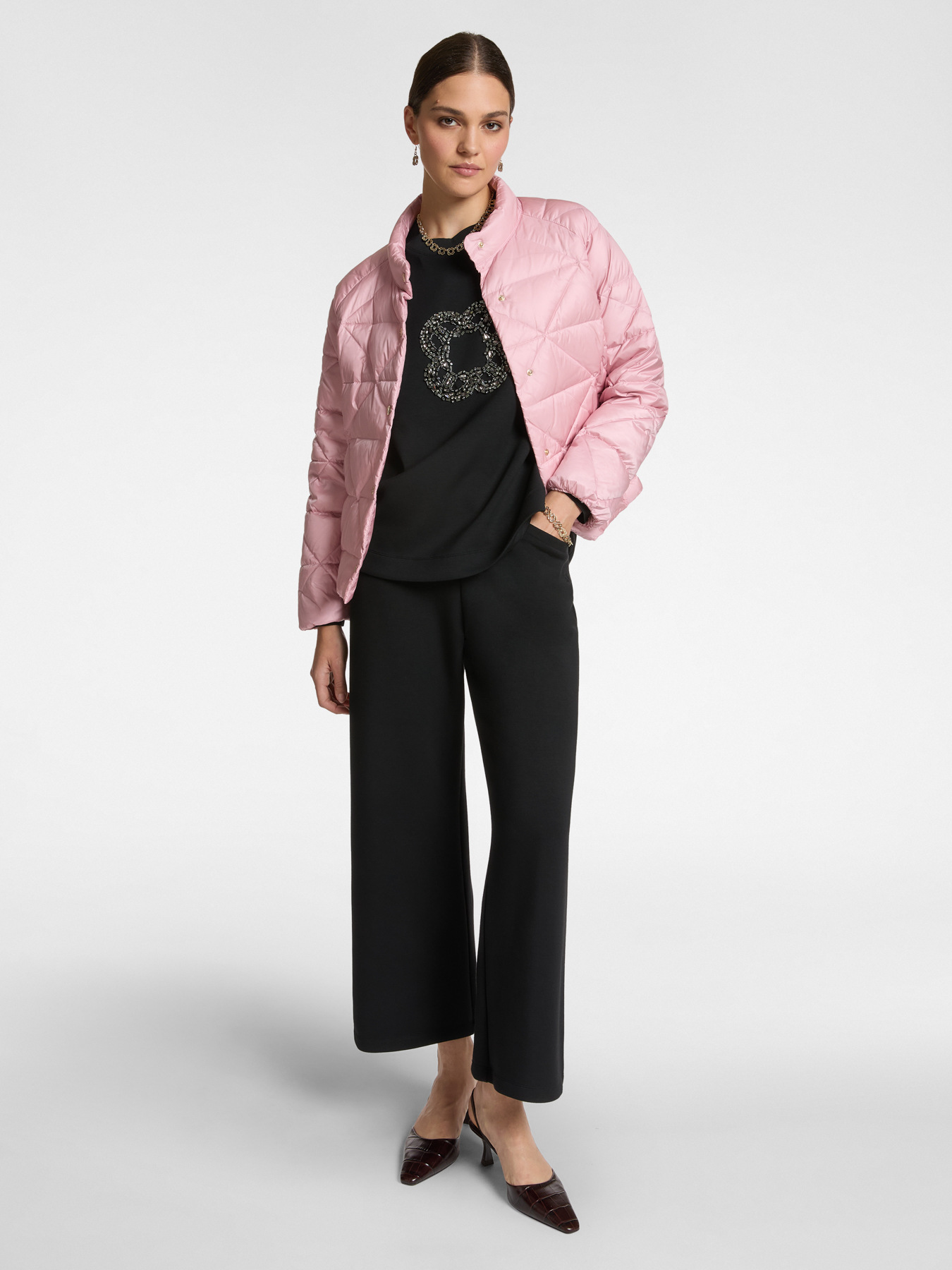 Piumino leggero in nylon riciclato image number 3