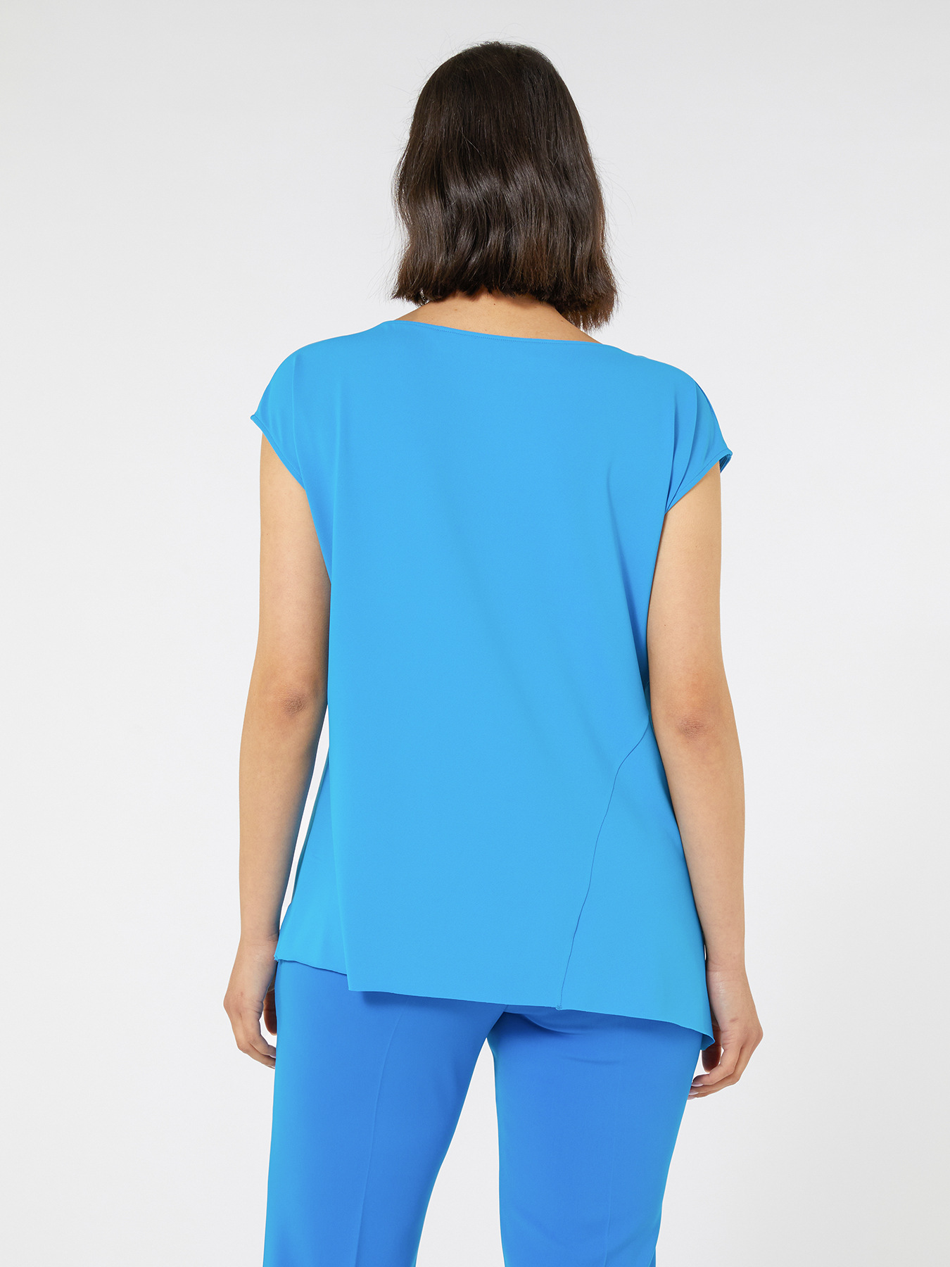 Camiseta celeste image number 2