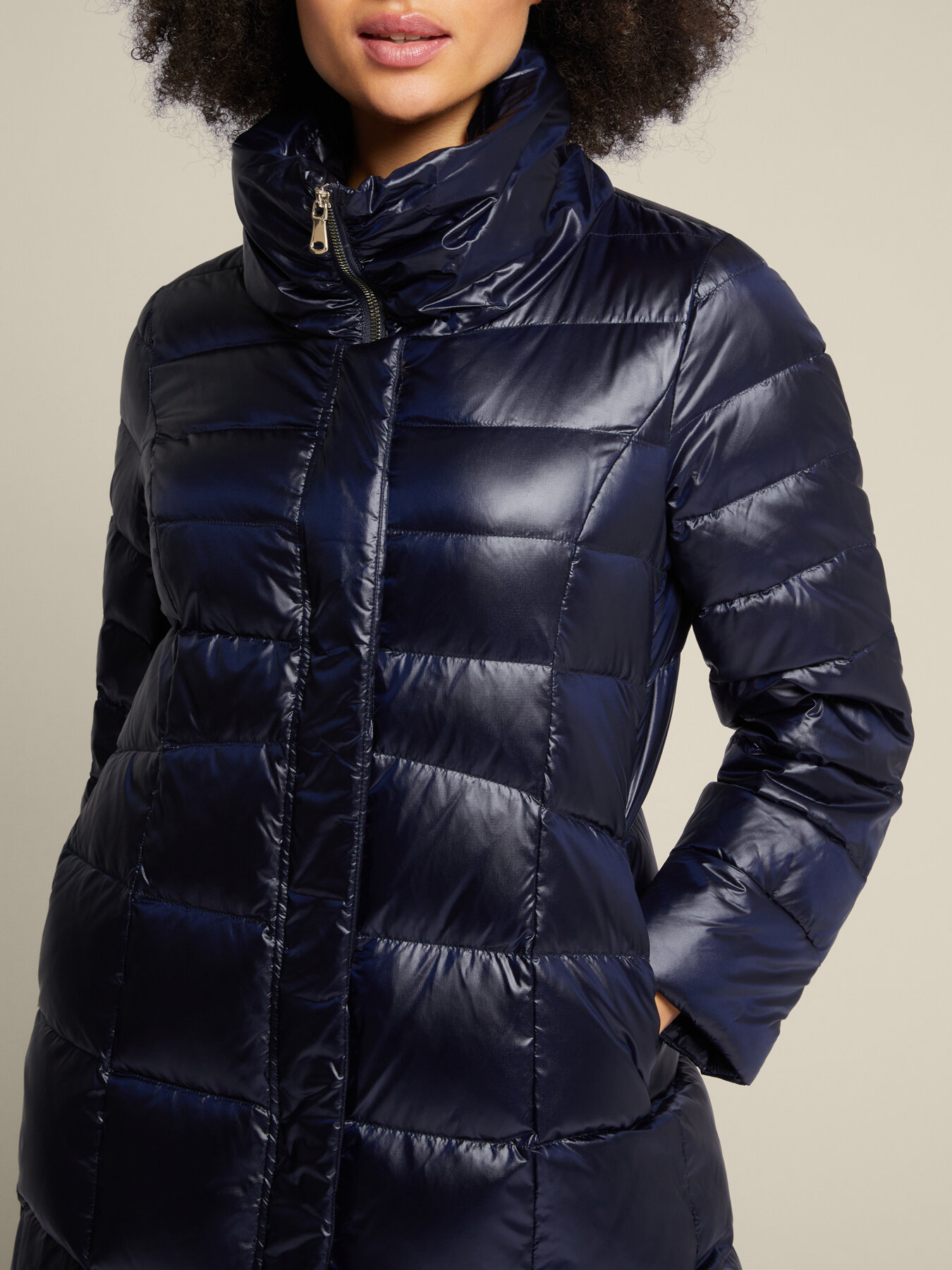 Quilted down jacket image number 3