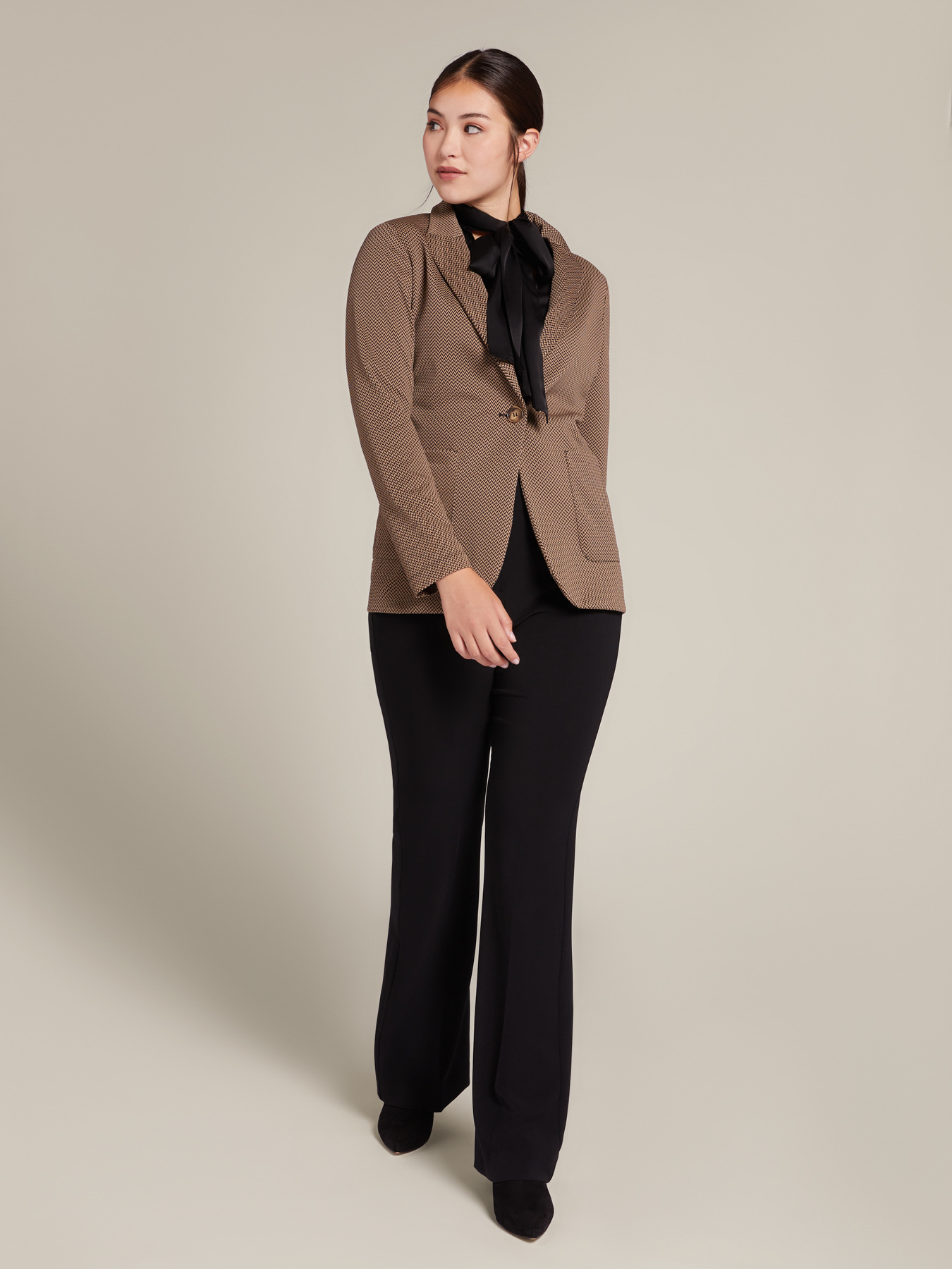 Veste en tissu jacquard extensible image number 2