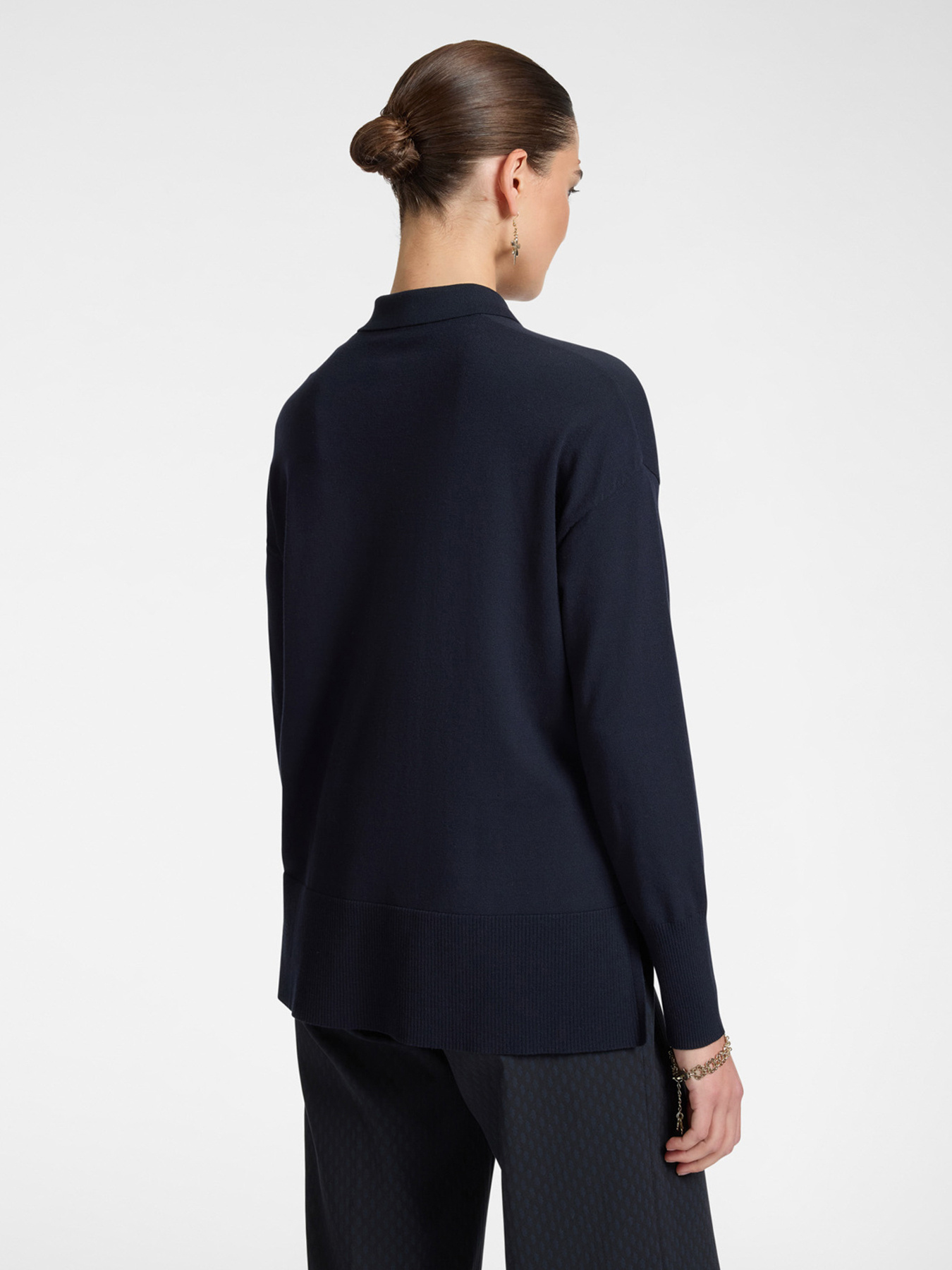 Top with collar and buttons image number 1