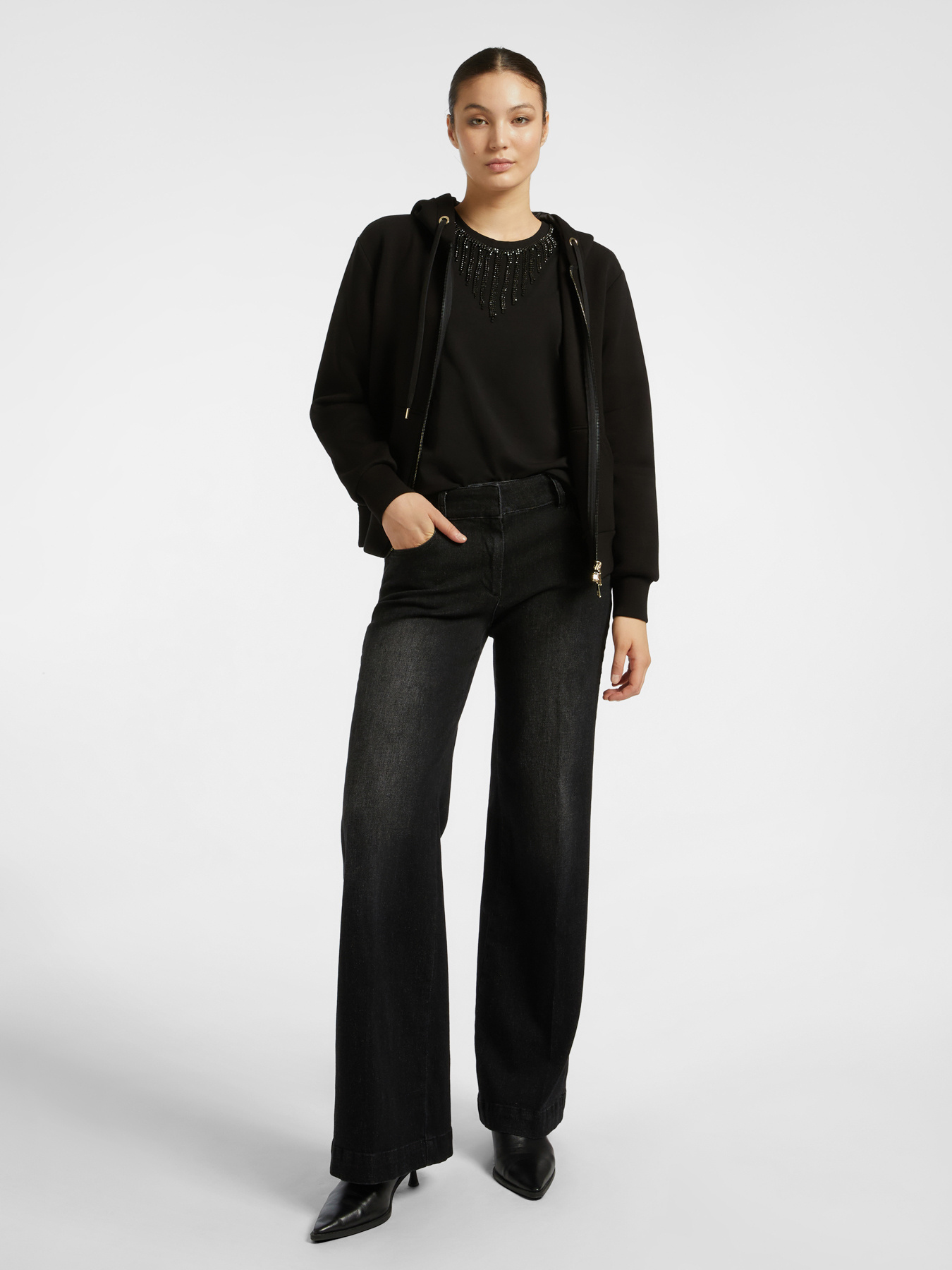 Jeans mit weitem Bein image number 0