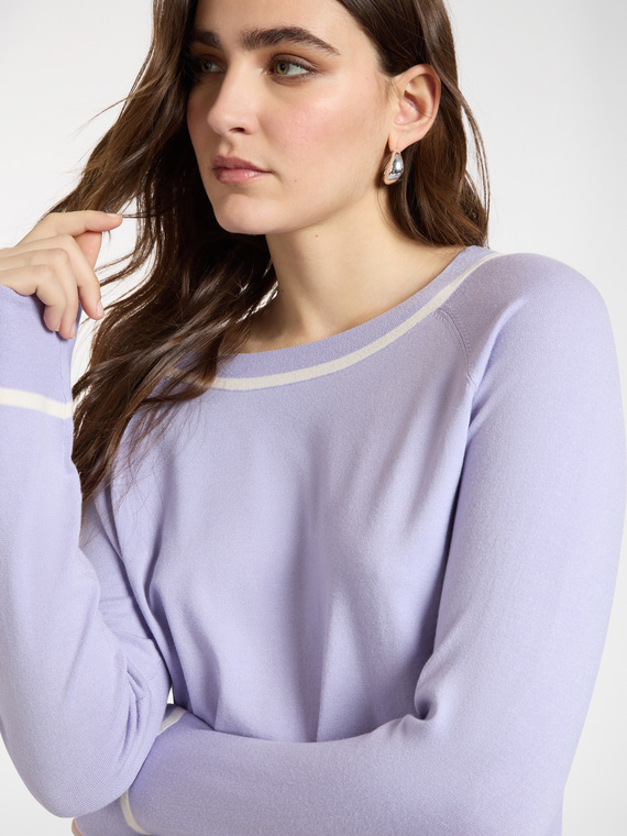 Maglia girocollo rigata