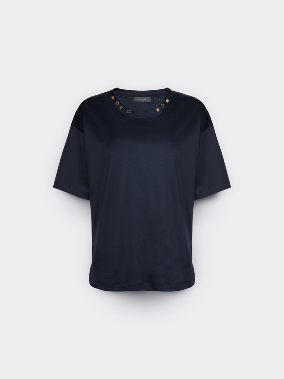 T-Shirt mit Monogramm-Applikationen