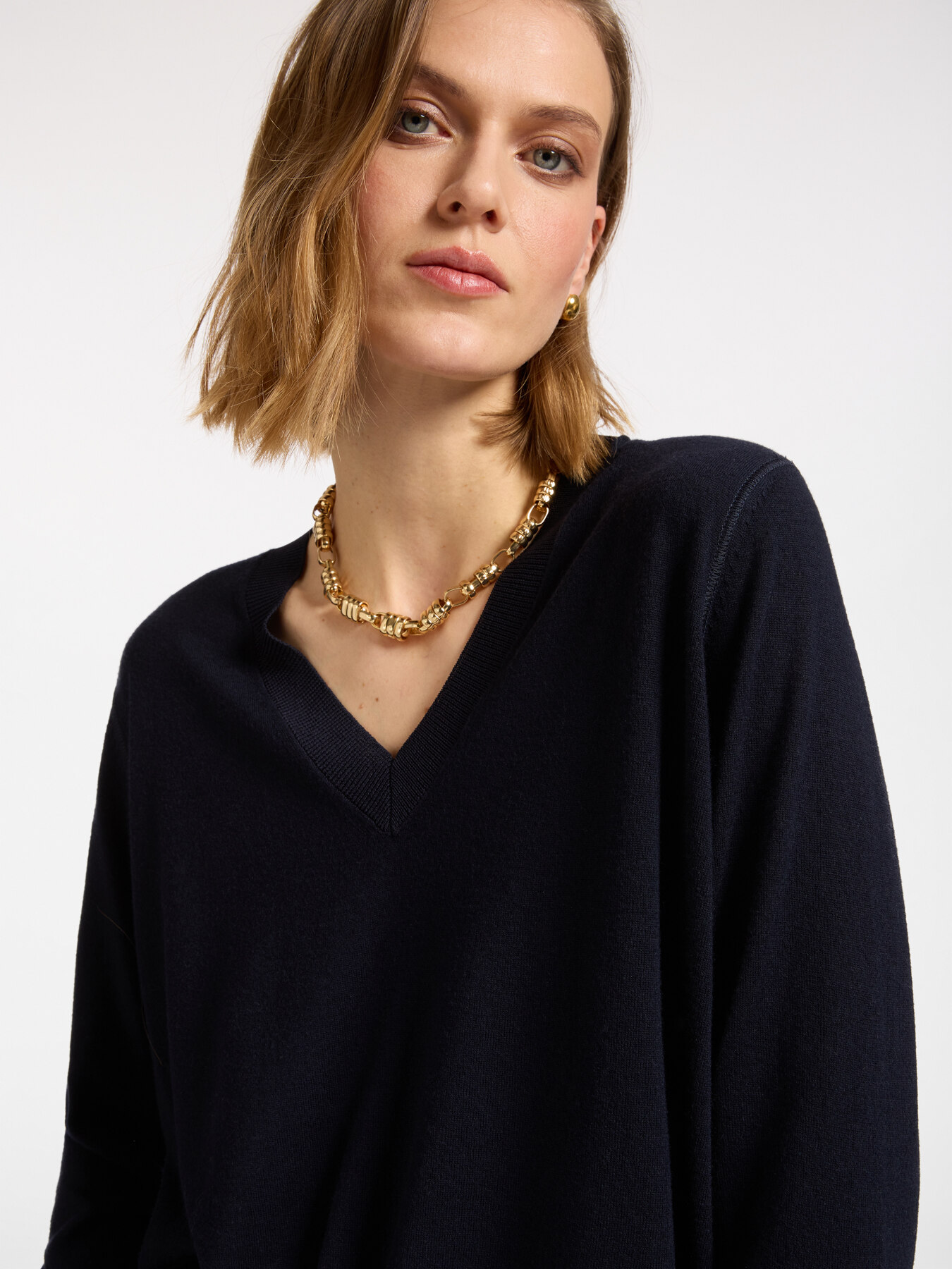 Soft touch wool sweater image number 3