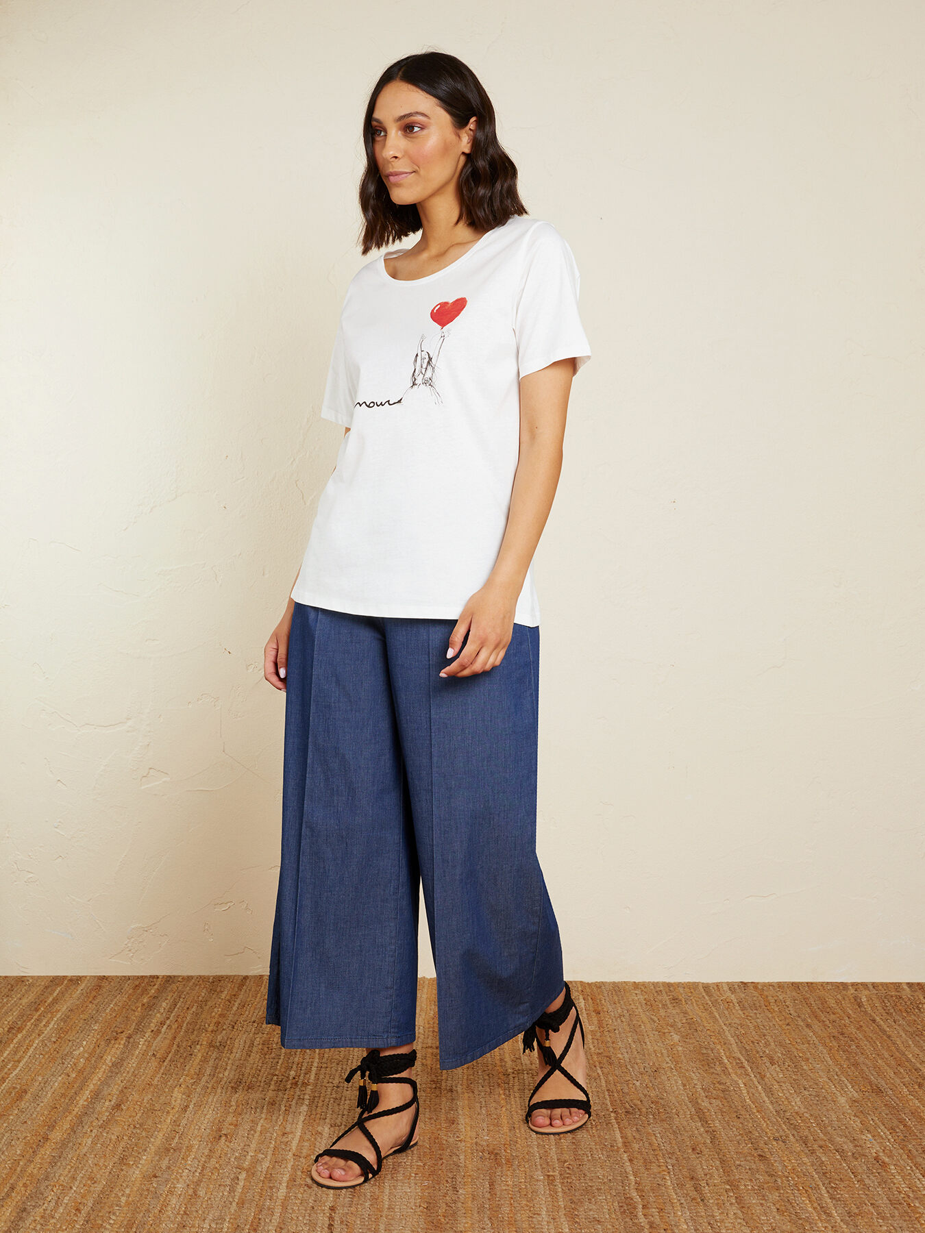 Camiseta ilustrada image number 2