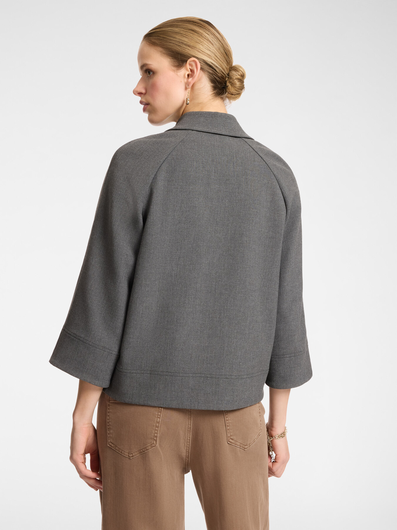 Veste trap&egrave;ze carr&eacute;e image number 1