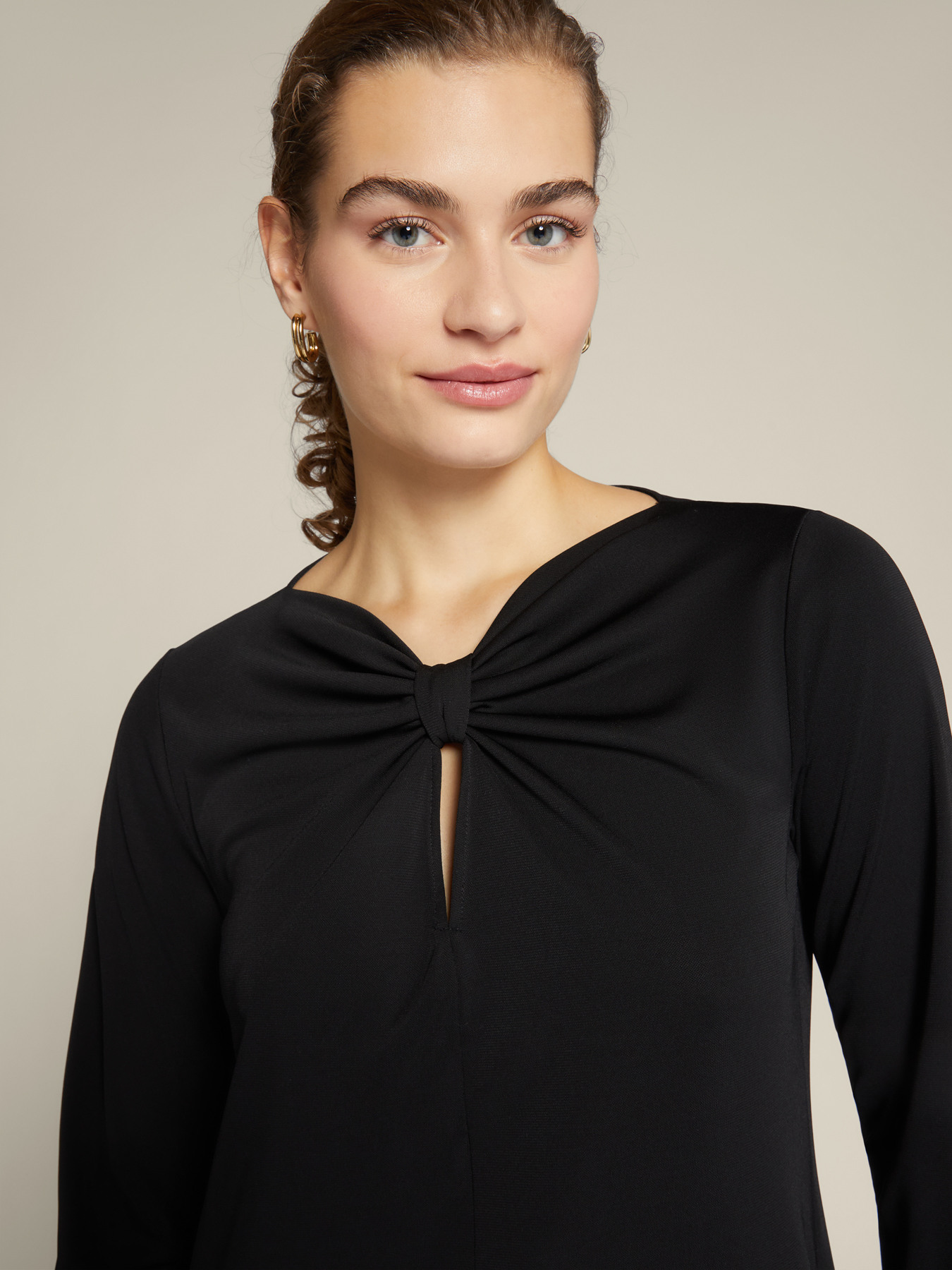 Jersey dress with front knot image number 2