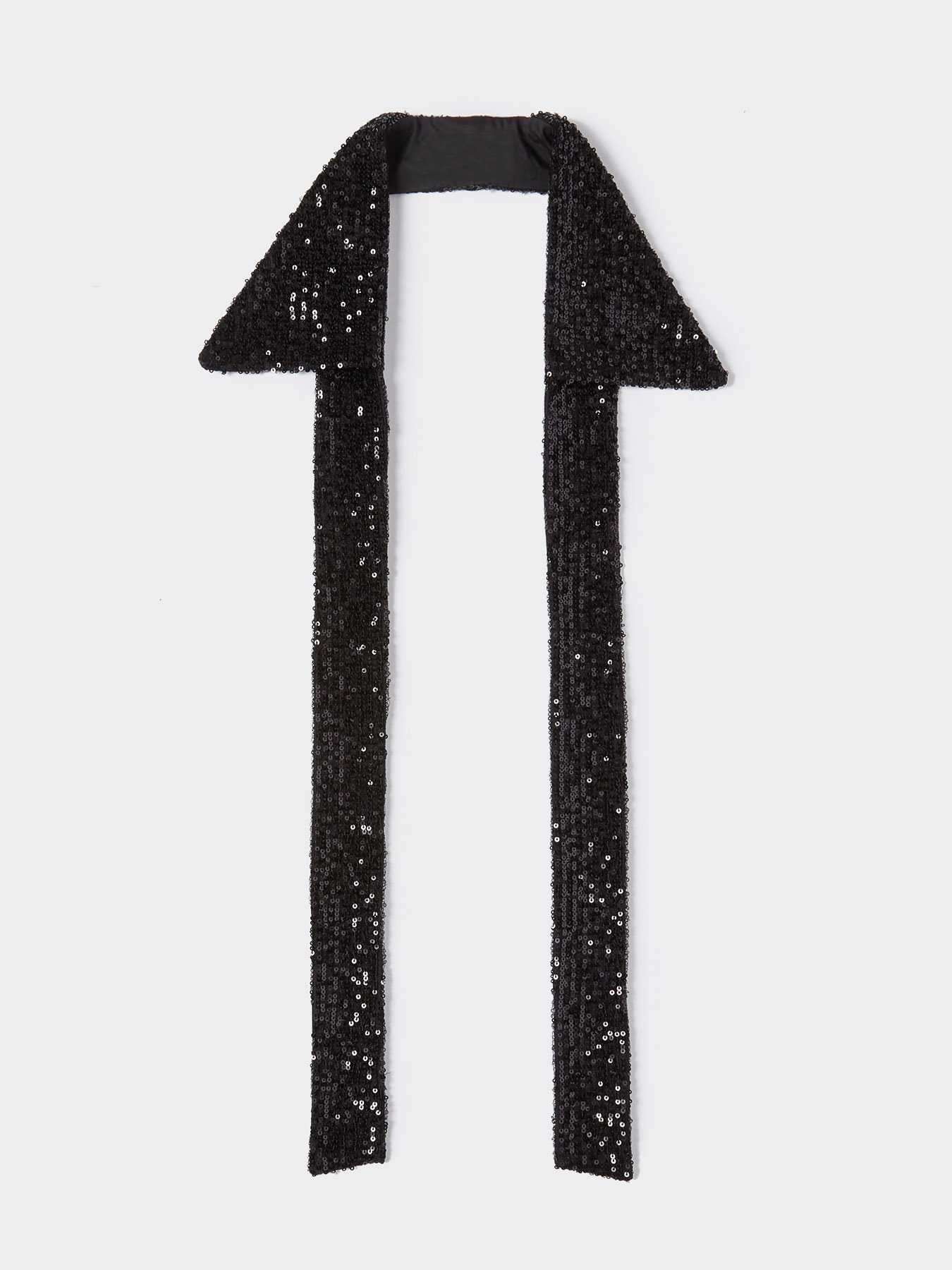 Cuello bordado image number 1