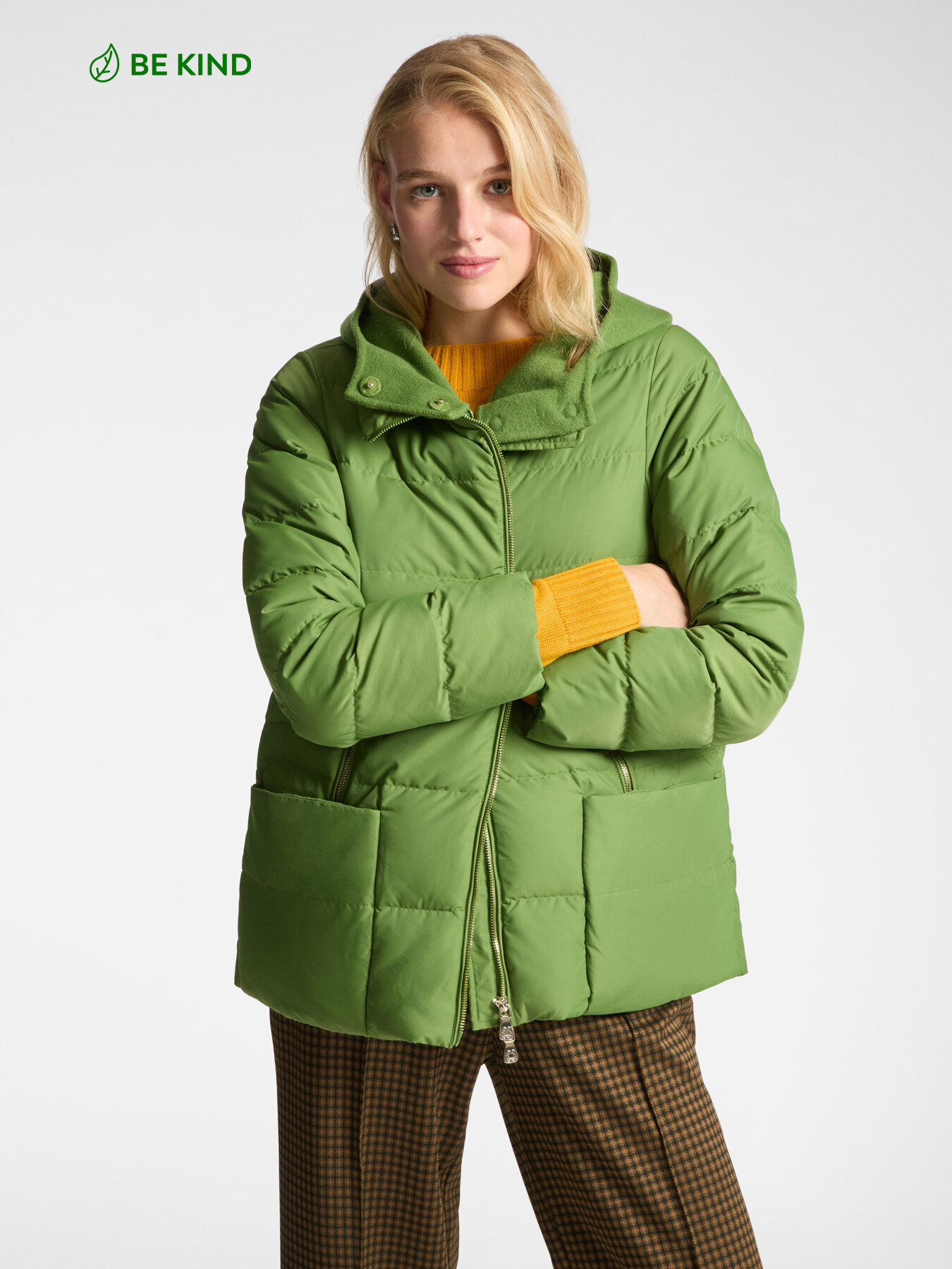 Daunenjacke aus mattem Nylon image number 2