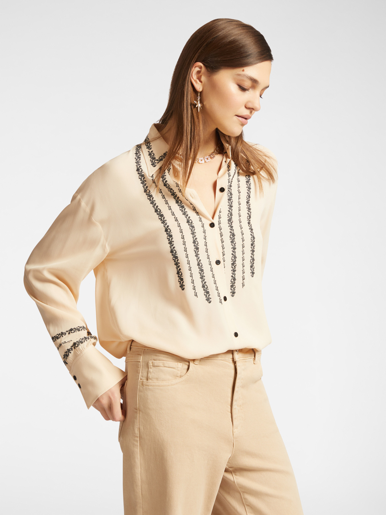 Bestickte Hemdbluse image number 0