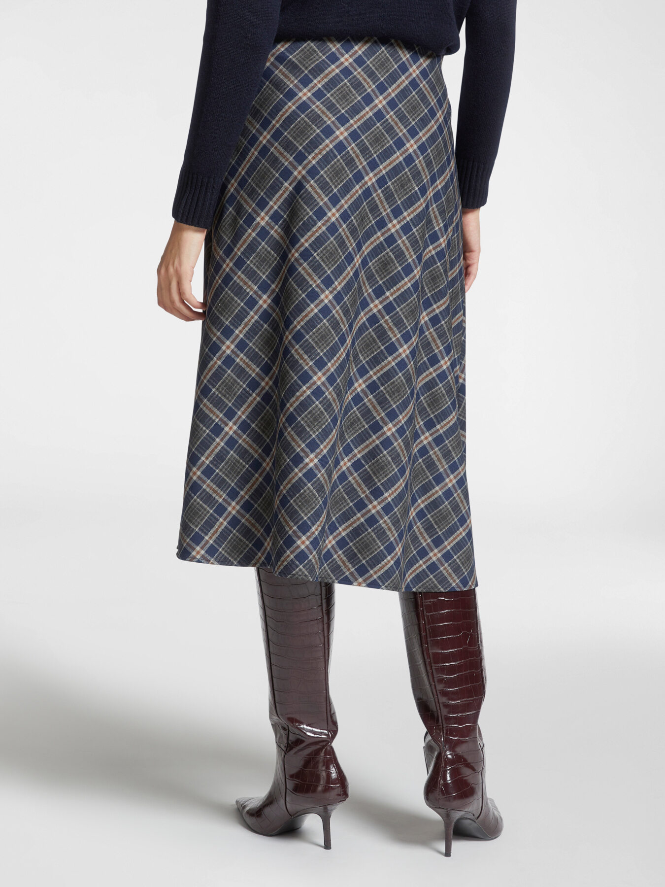 Bias-cut midi skirt, check pattern image number 1