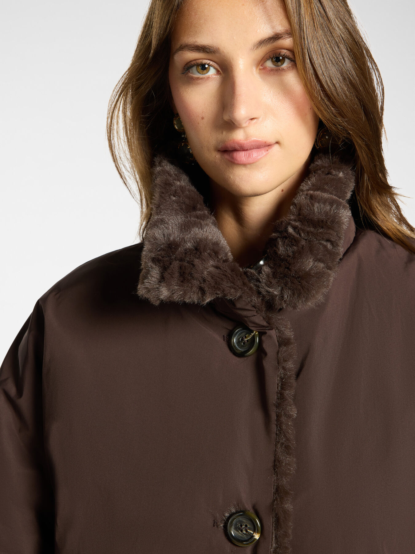 Blouson r&eacute;versible en nylon &eacute;co-shearling image number 3