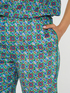 Pantalones cortos con estampado geométrico image number 3