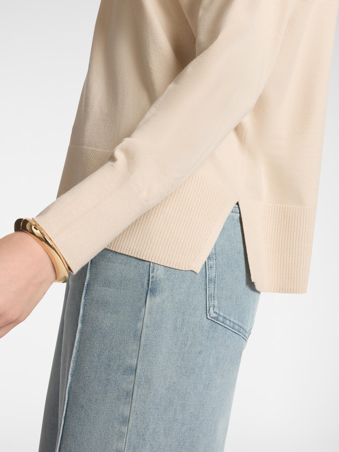 Viscose crew neck sweater image number 3
