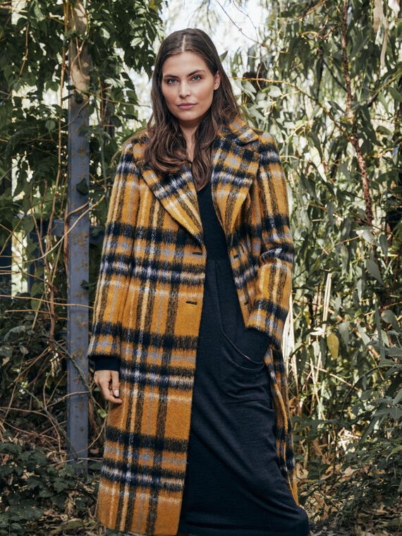 Long chequered coat