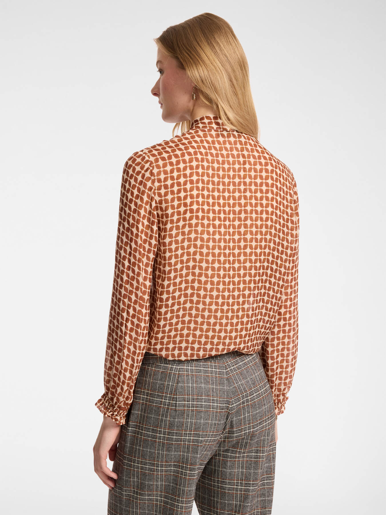 Blusa estampada com faixa image number 1