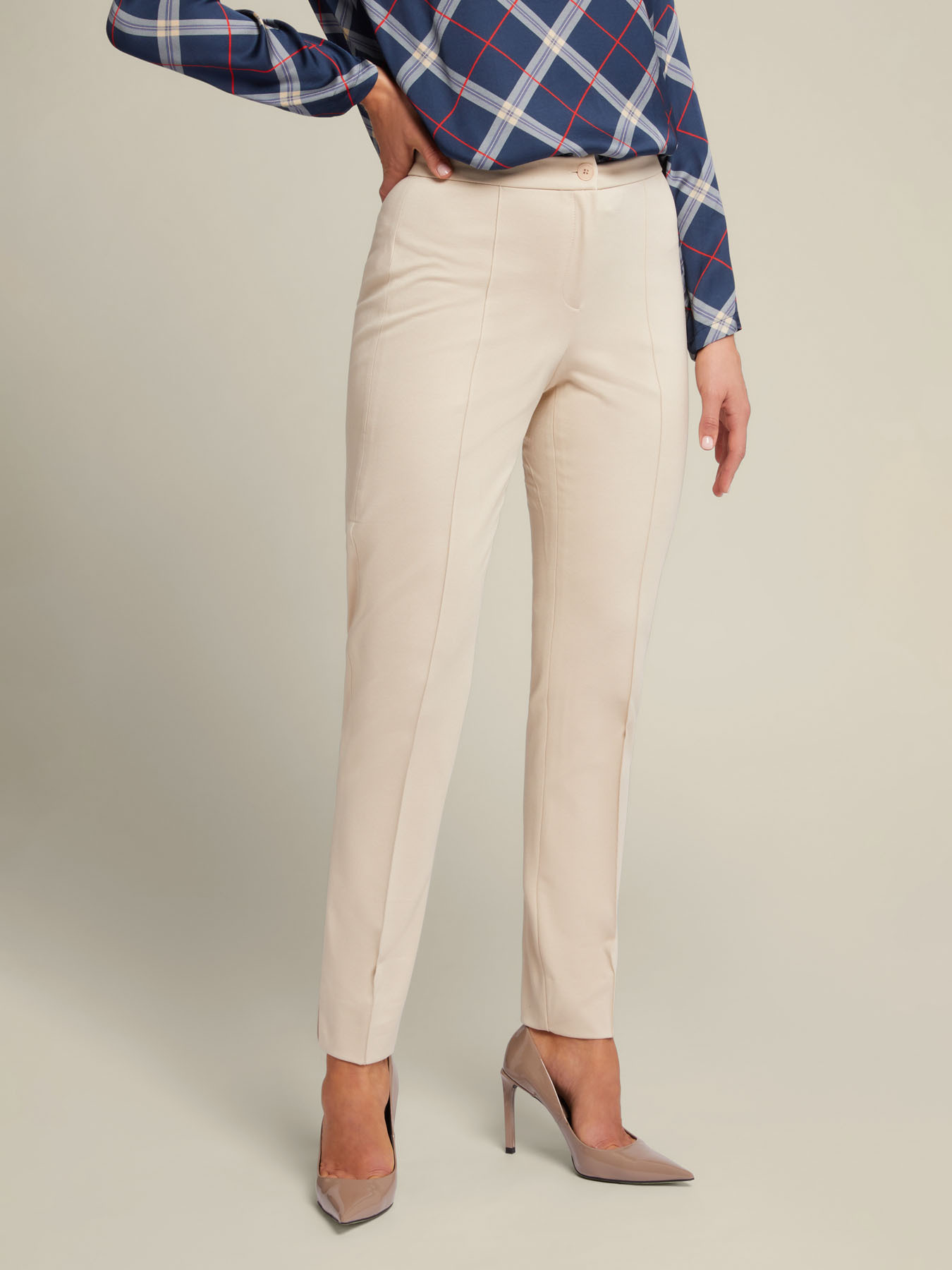 Cal&ccedil;as slim stretch image number 1