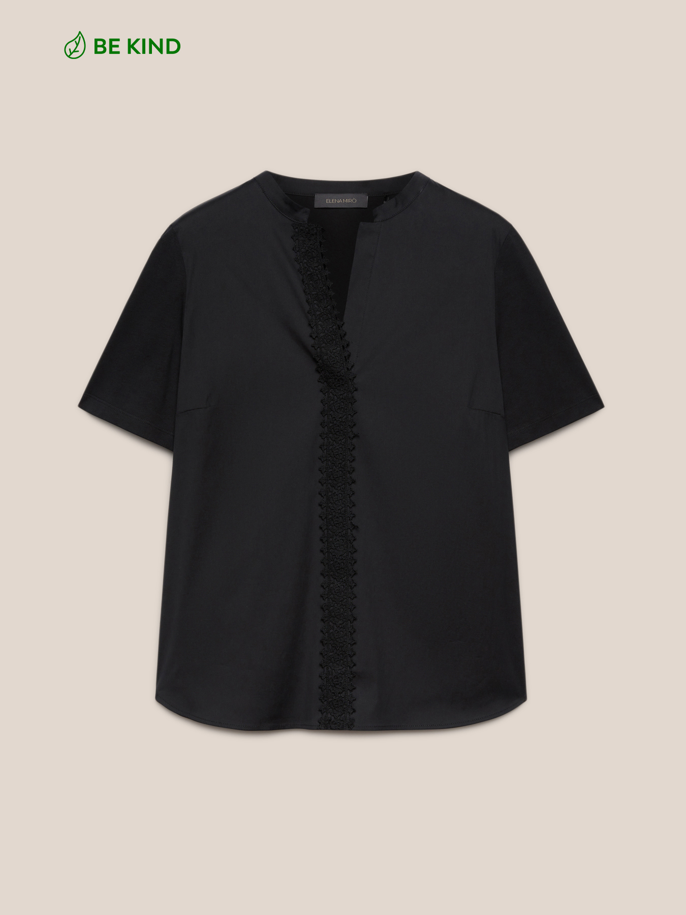 T-shirt with macram&eacute; border image number 4