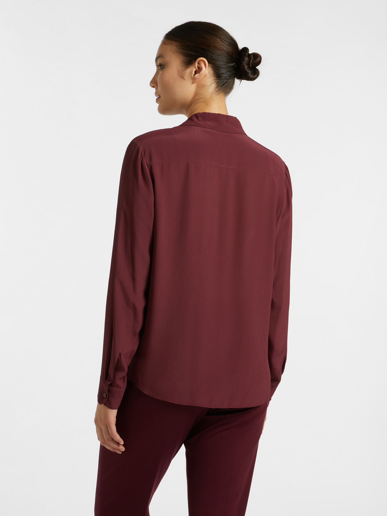 Camicia in cr&ecirc;pe de chine image number 1