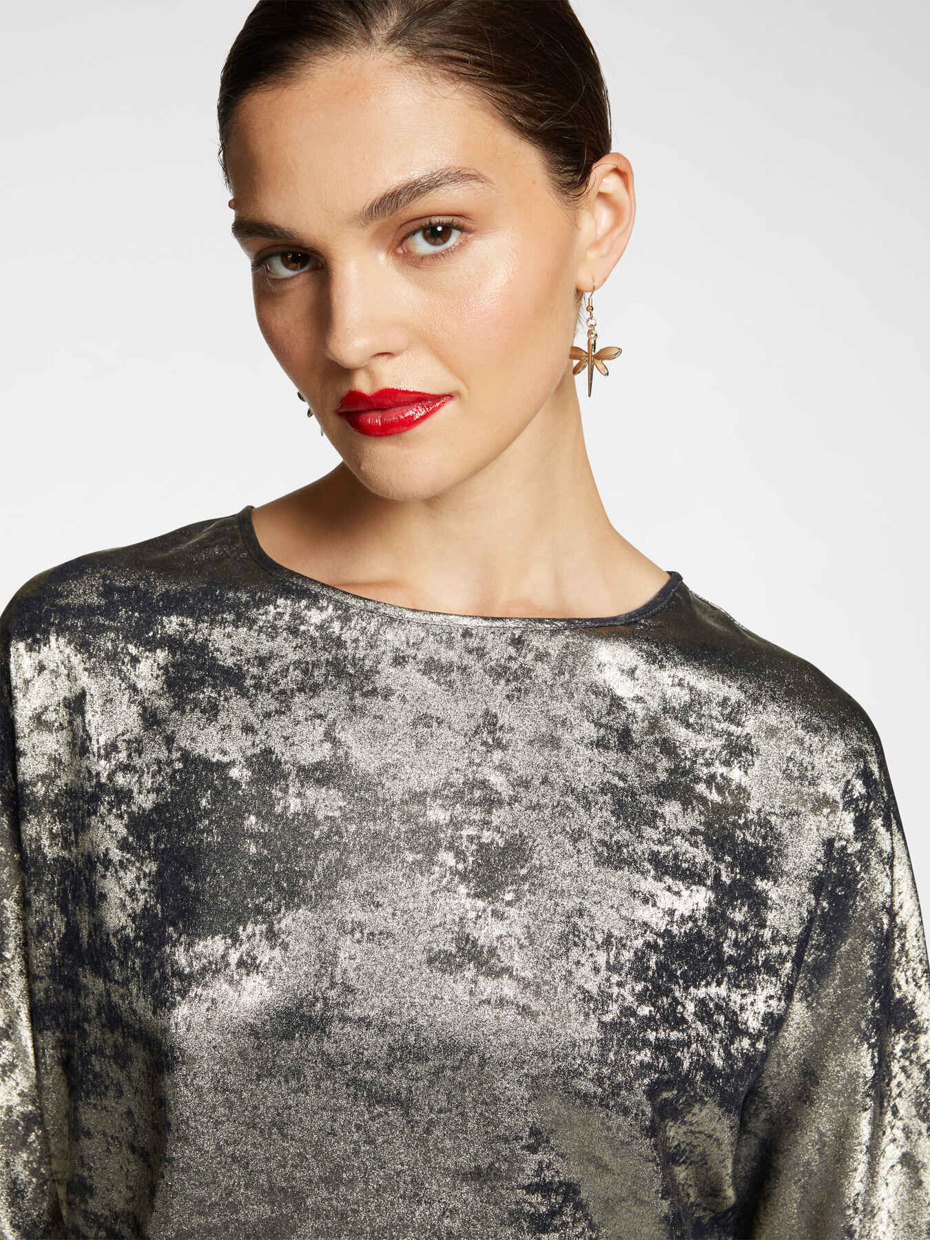 Shiny fabric blouse image number 3