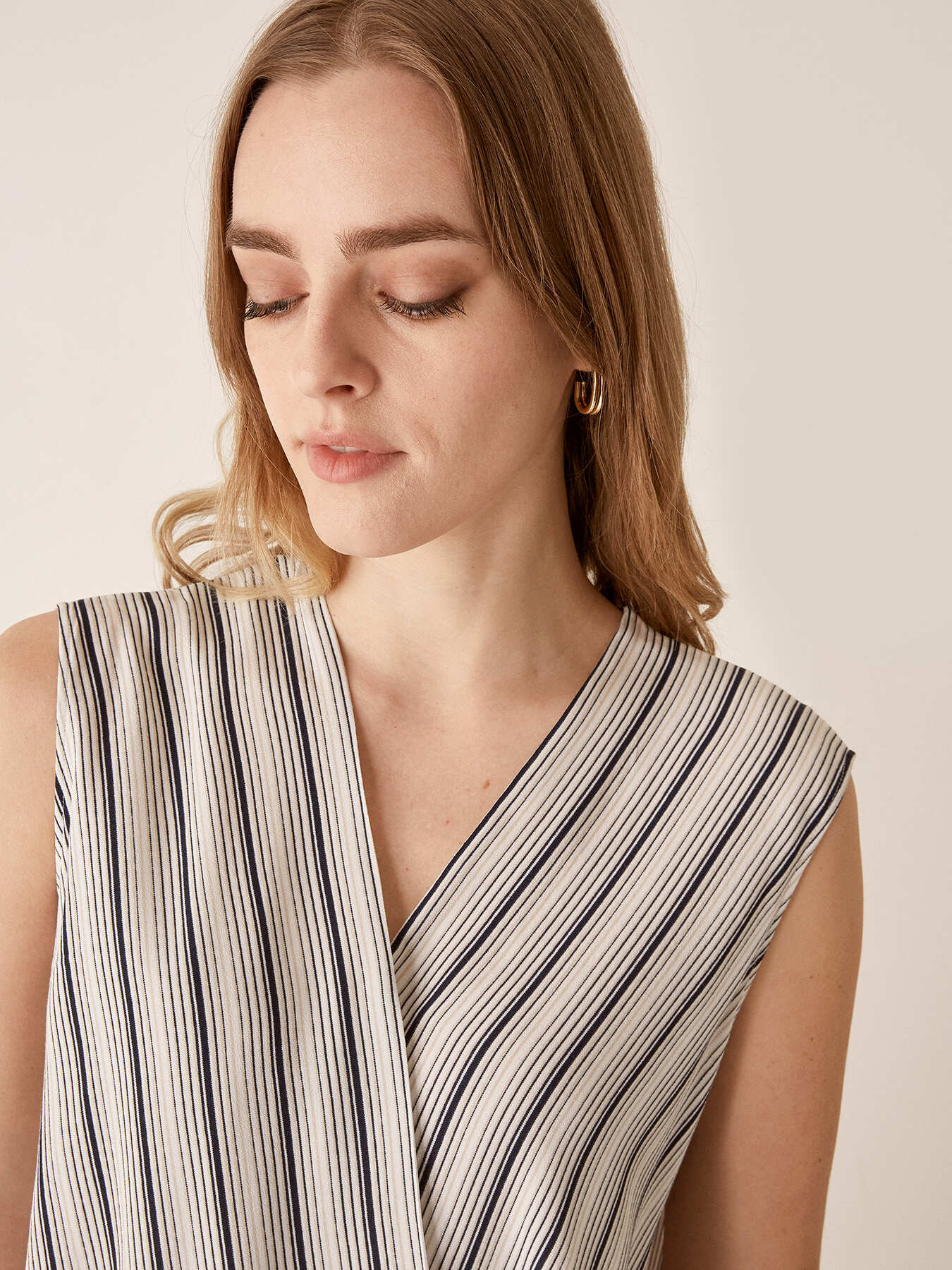 Top with mixed stripes image number 0