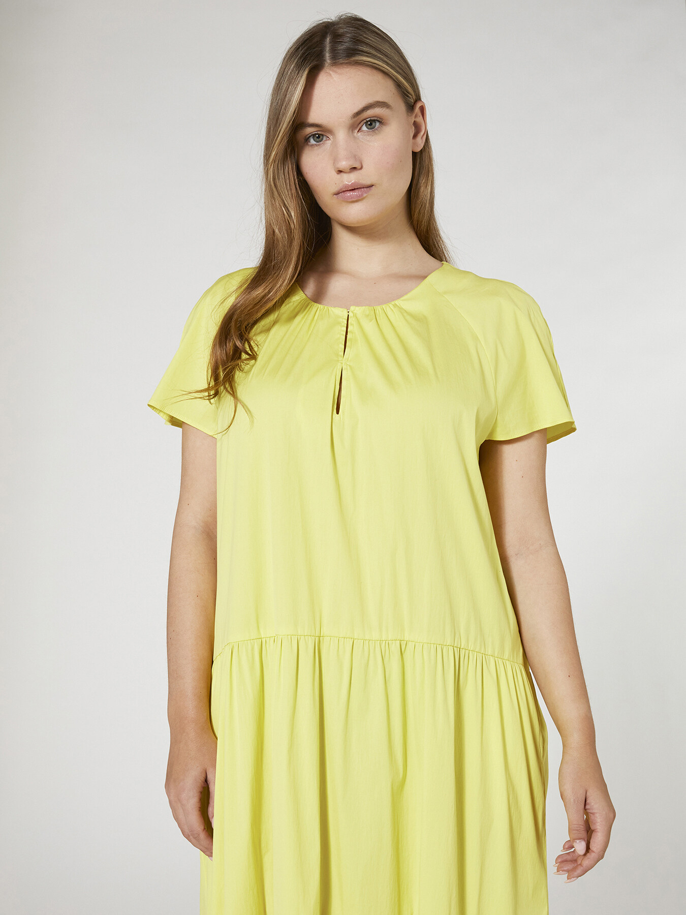 Long flounced dress image number 2